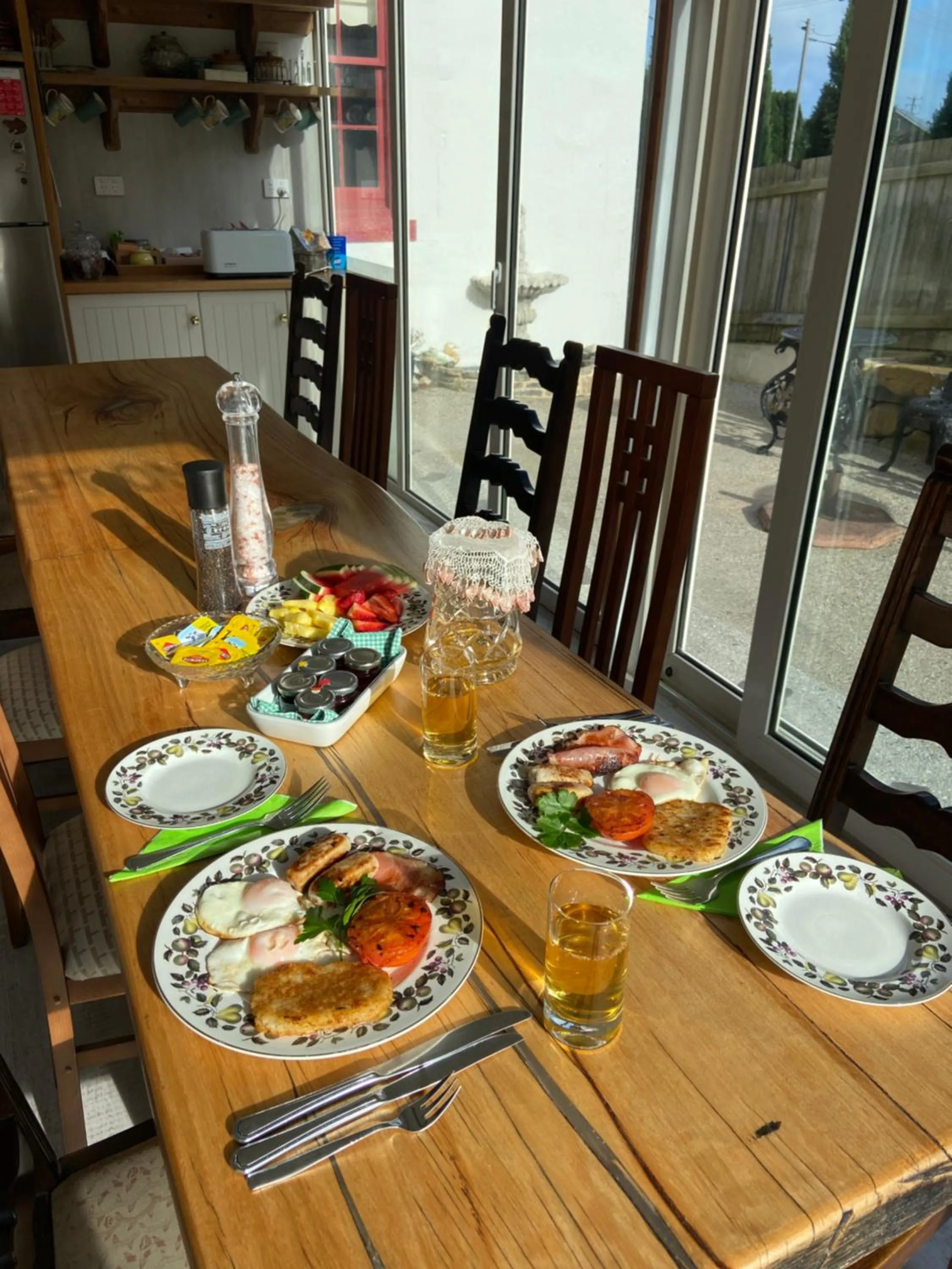 Breakfast in Poet's Cottage Stanley