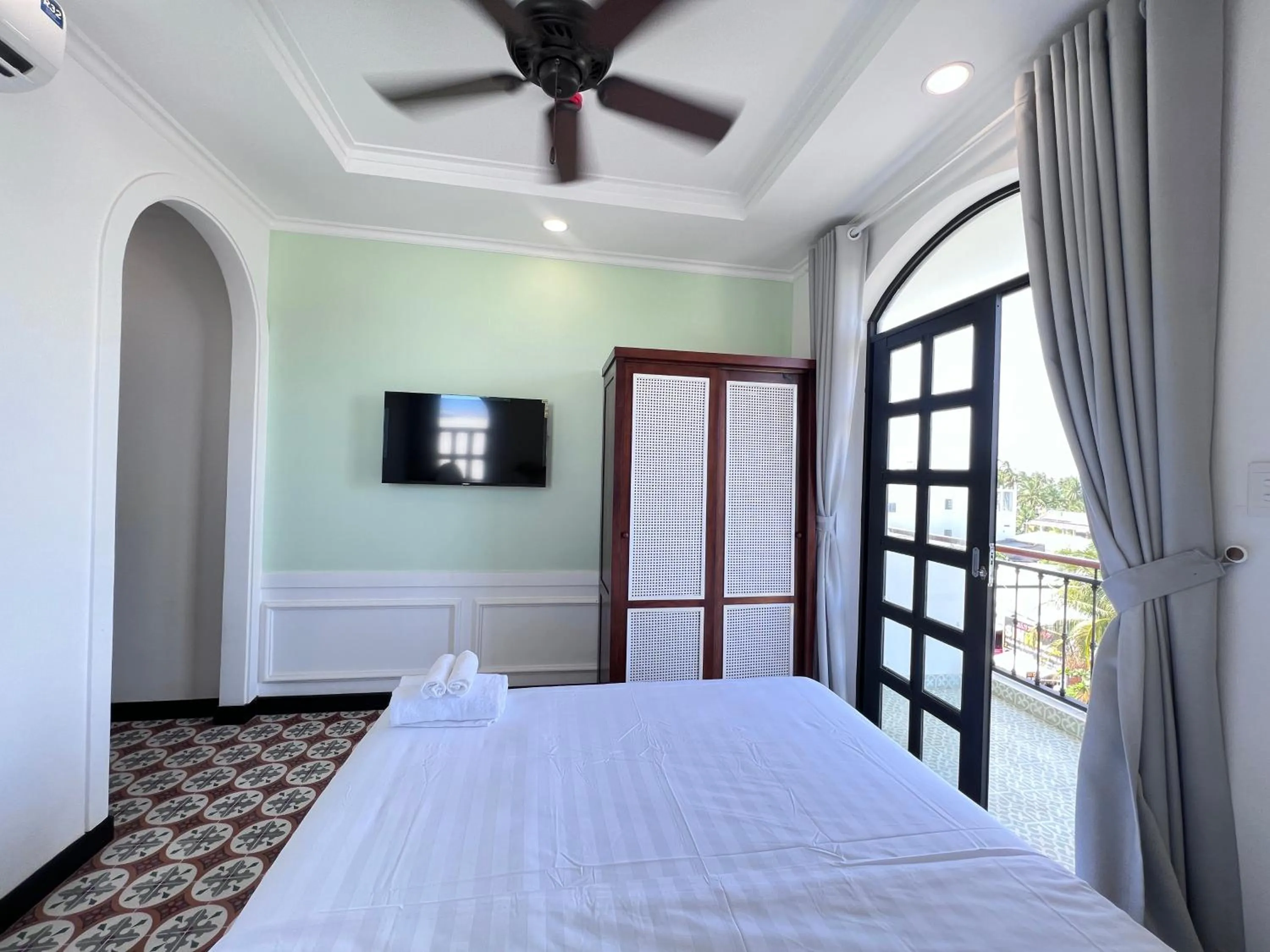 Bed in Wanderlust Hotel