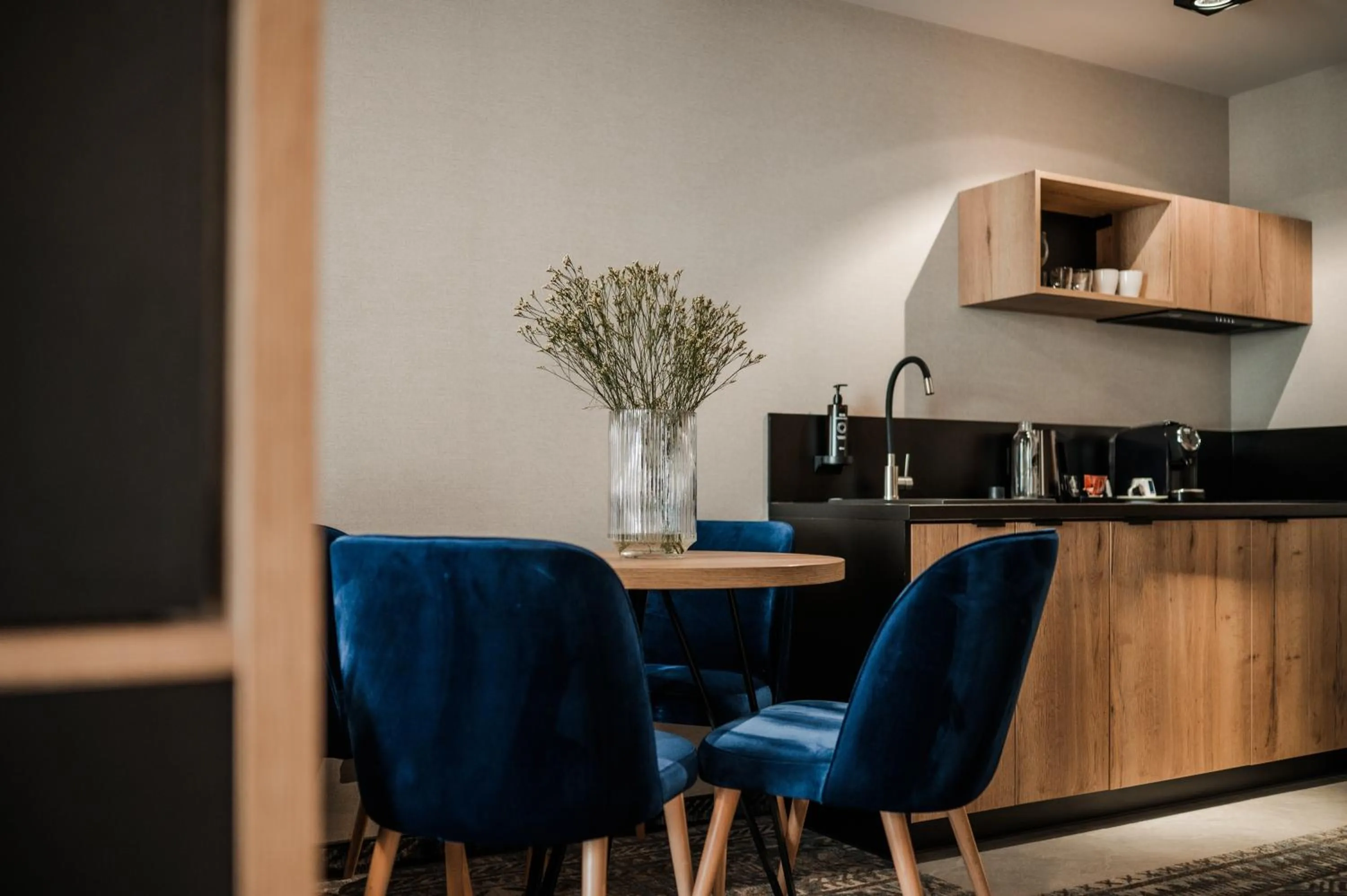 Kitchen or kitchenette in Złoty Horyzont Resort Szklarska Poręba