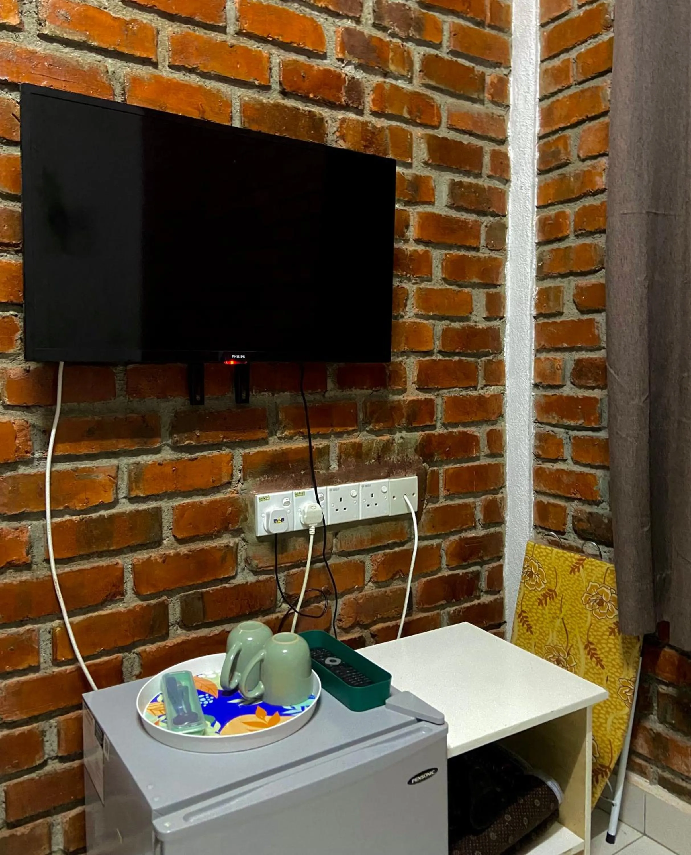 TV and multimedia in Padang Besar Green Inn