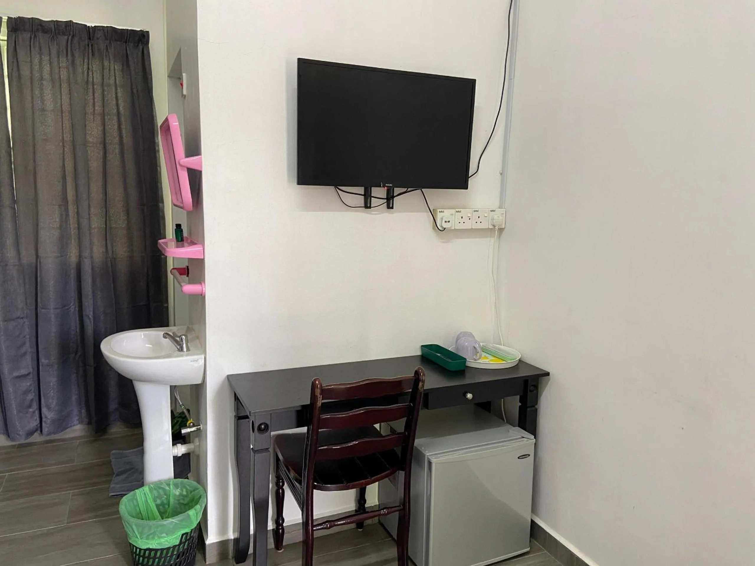 TV and multimedia in Padang Besar Green Inn