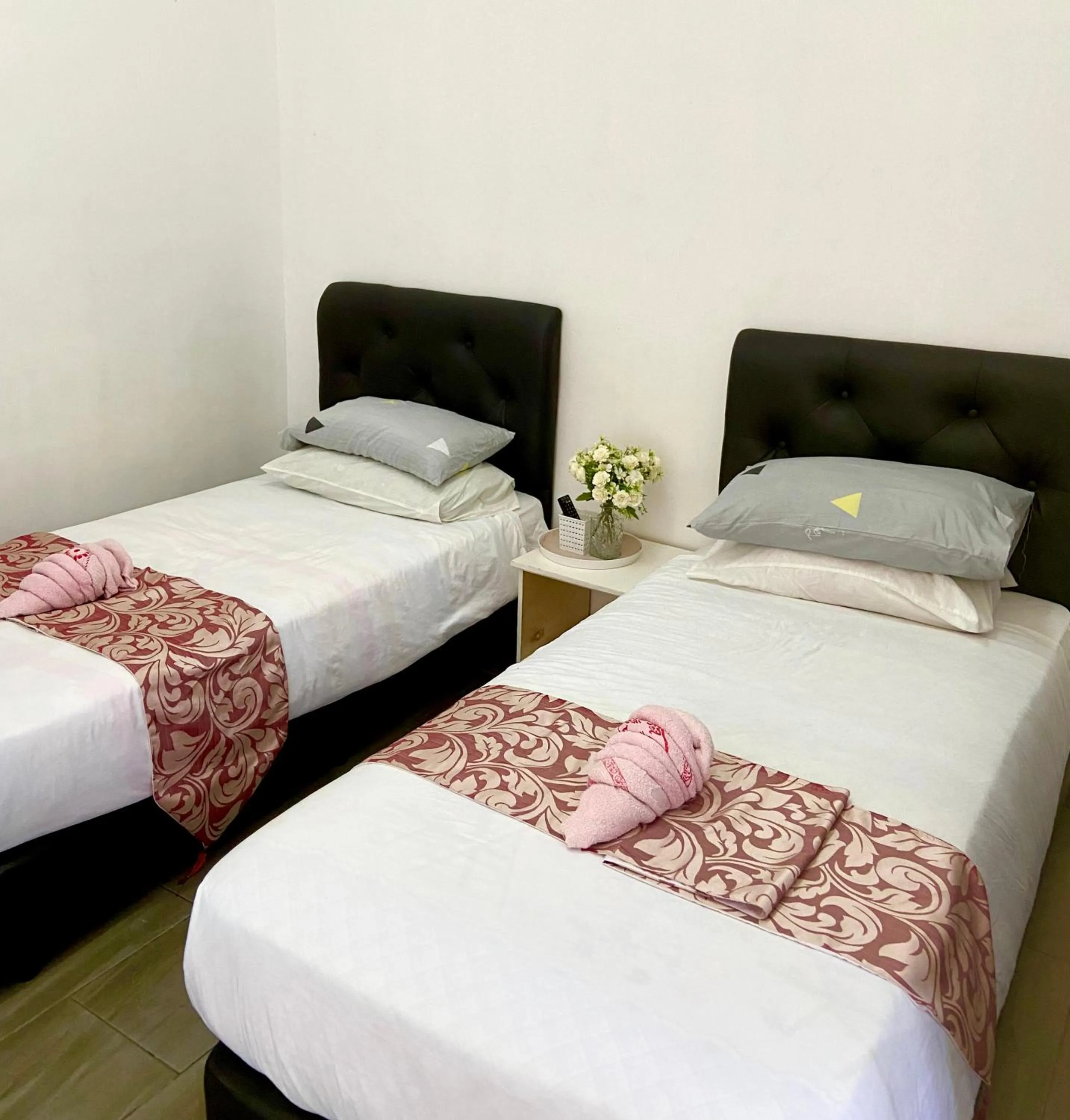 Bed in Padang Besar Green Inn