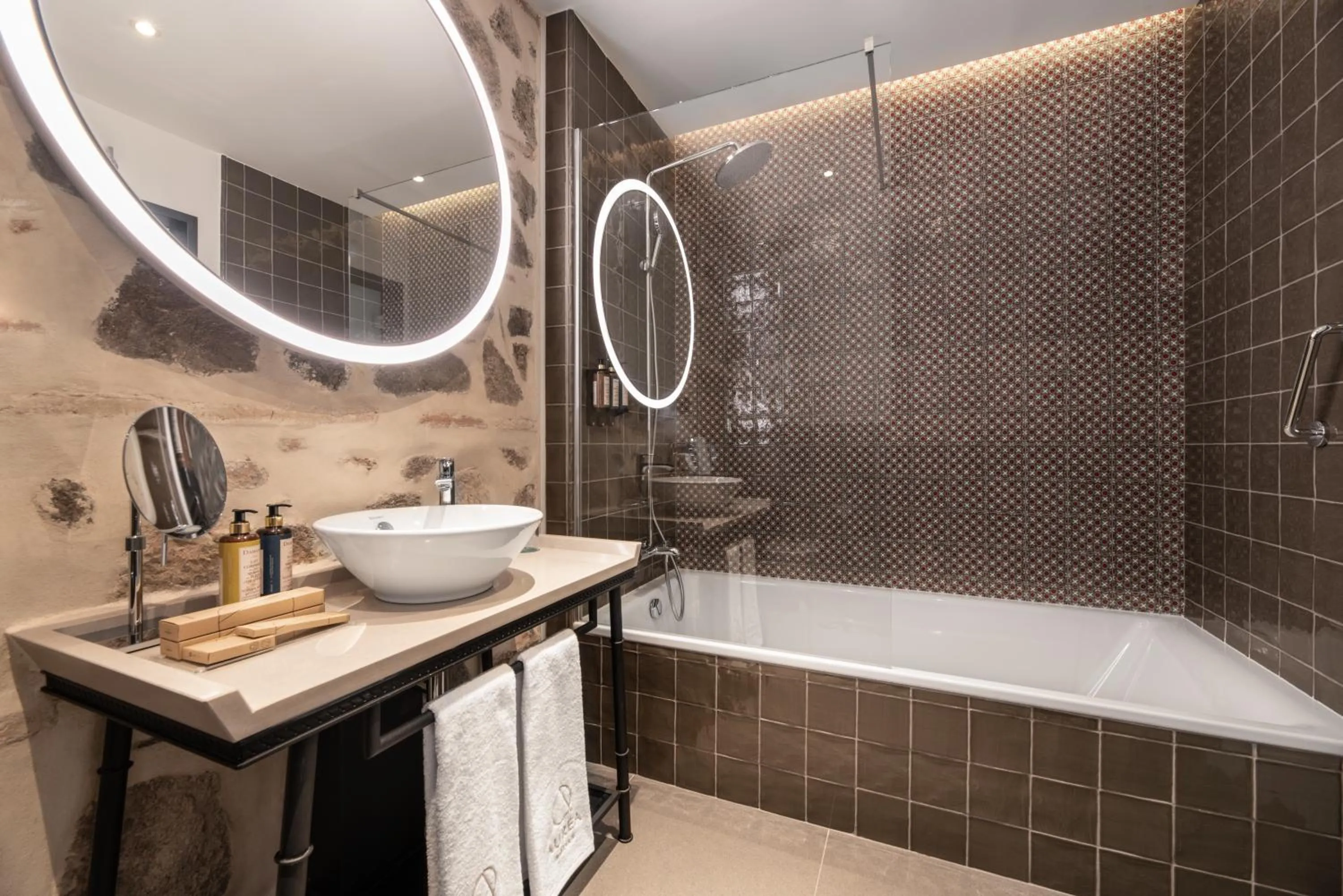 Hot Spring Bath in Áurea Toledo by Eurostars Hotel company