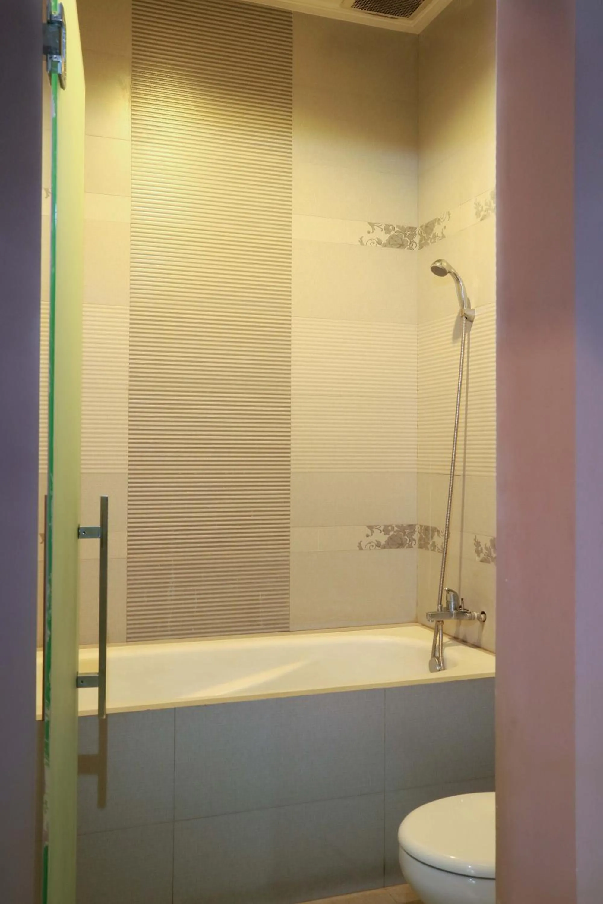 Shower in Rumah Teteh - Plemburan