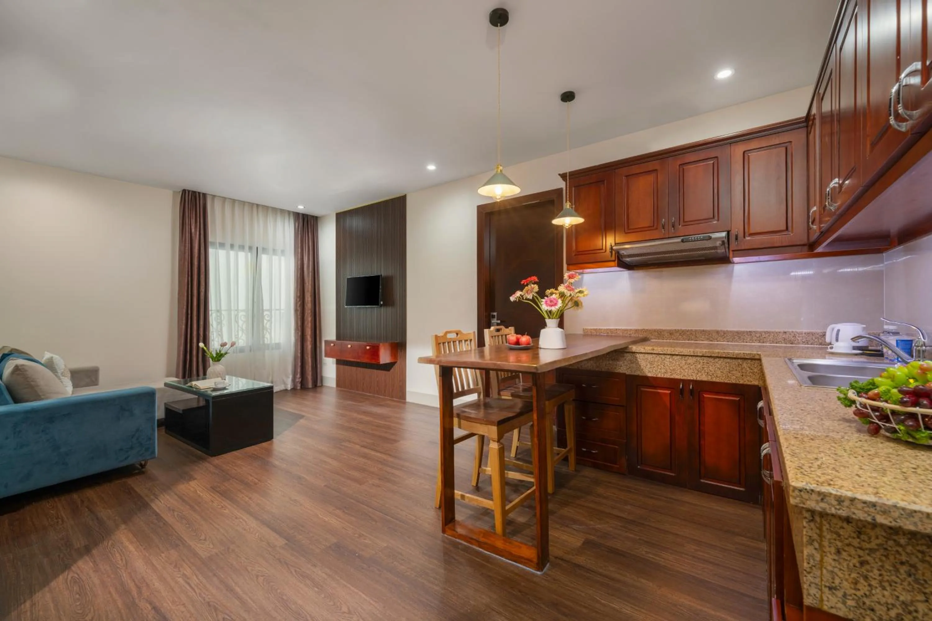 TV and multimedia in SeaFront Hotel DaNang