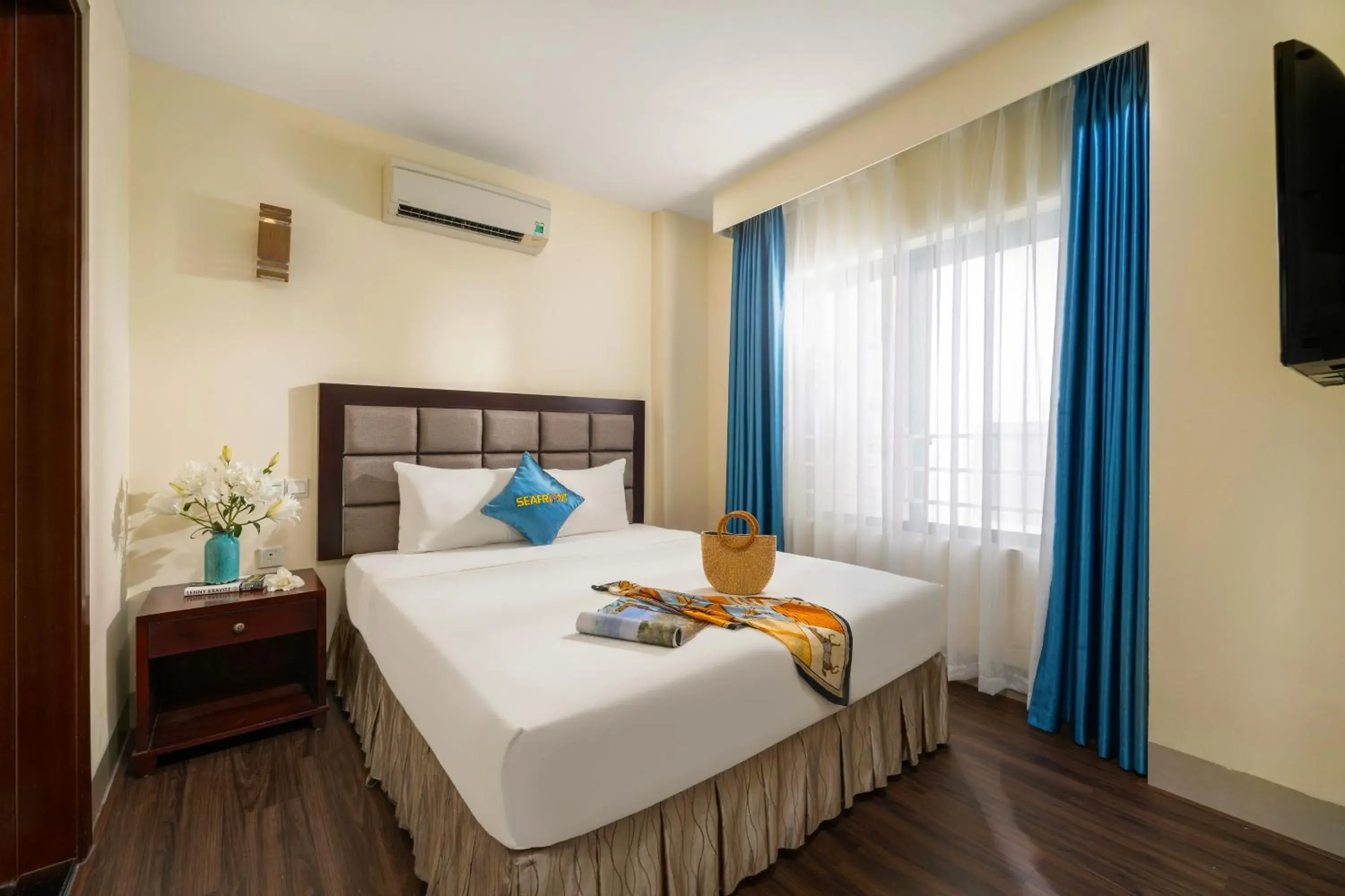 Superior Double or Twin Room in SeaFront Hotel DaNang Superior Double or Twin Room in SeaFront Hotel DaNang