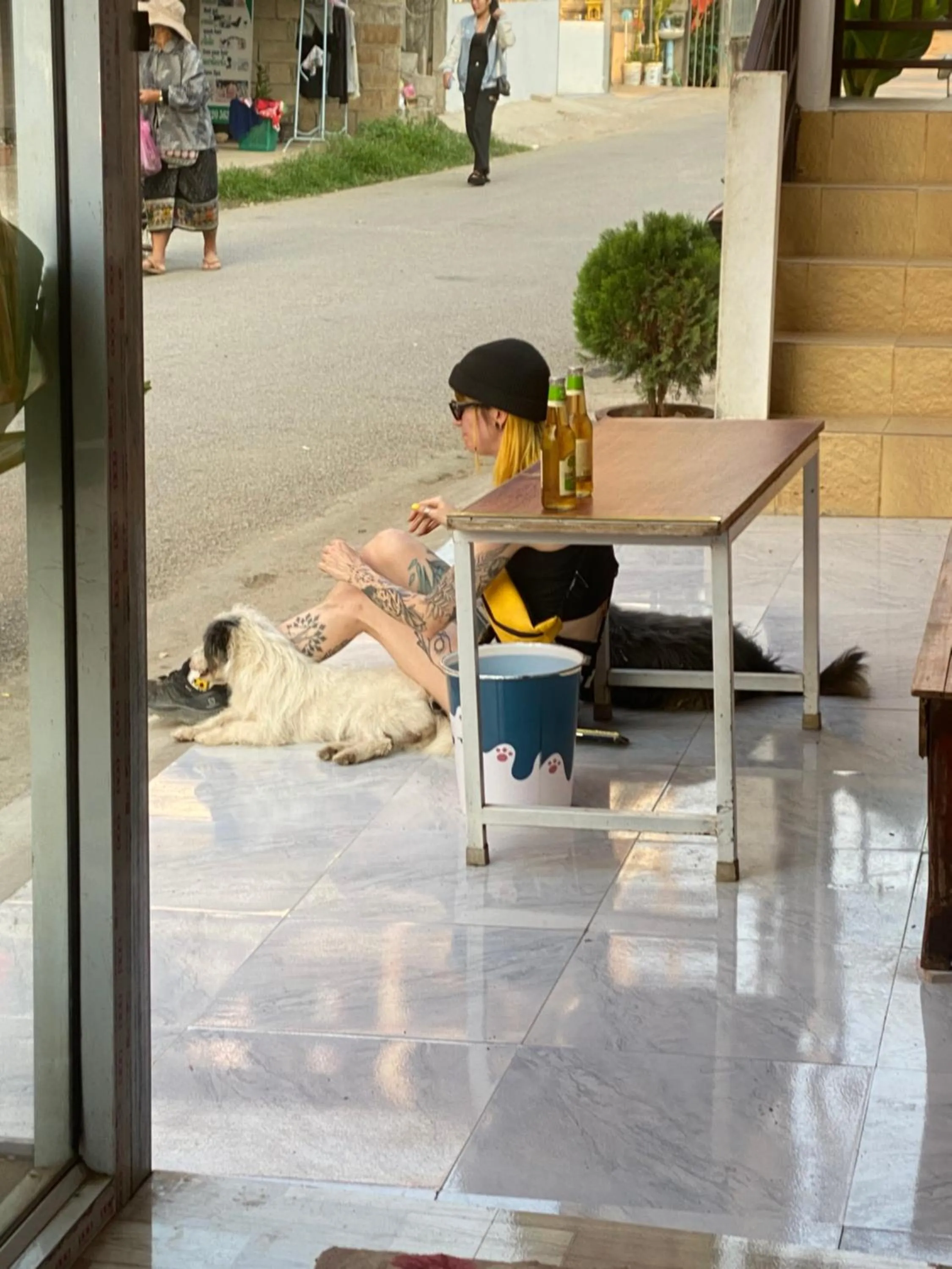 Guests in Vang Vieng Victory Hostel