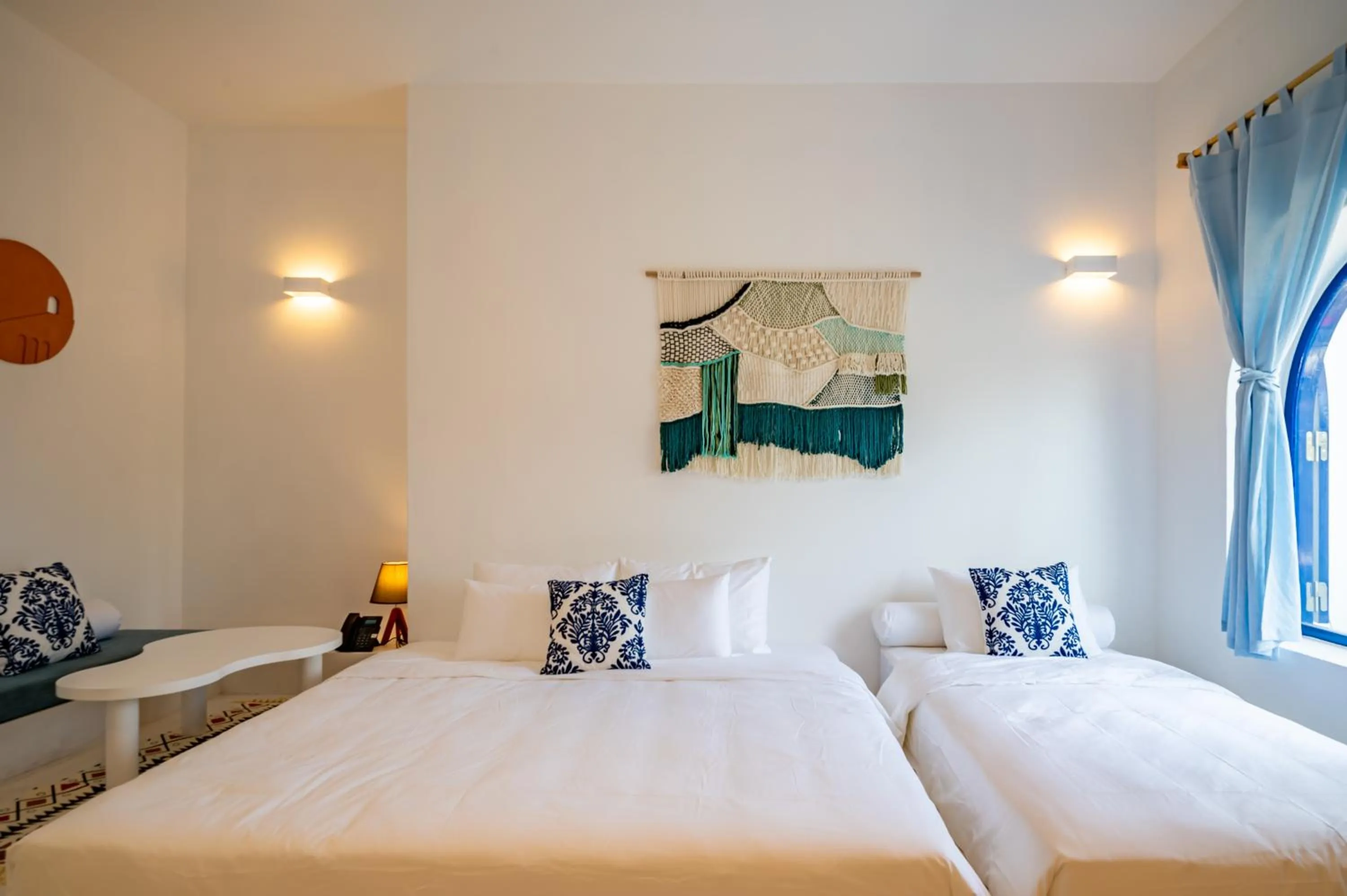 Photo of the whole room in Happiness Hotel