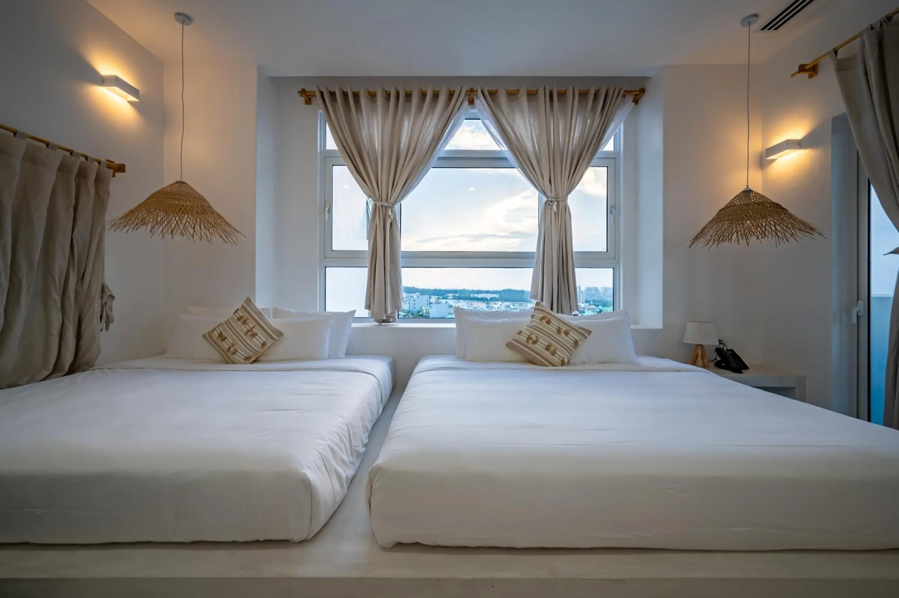 Photo of the whole room in Happiness Hotel