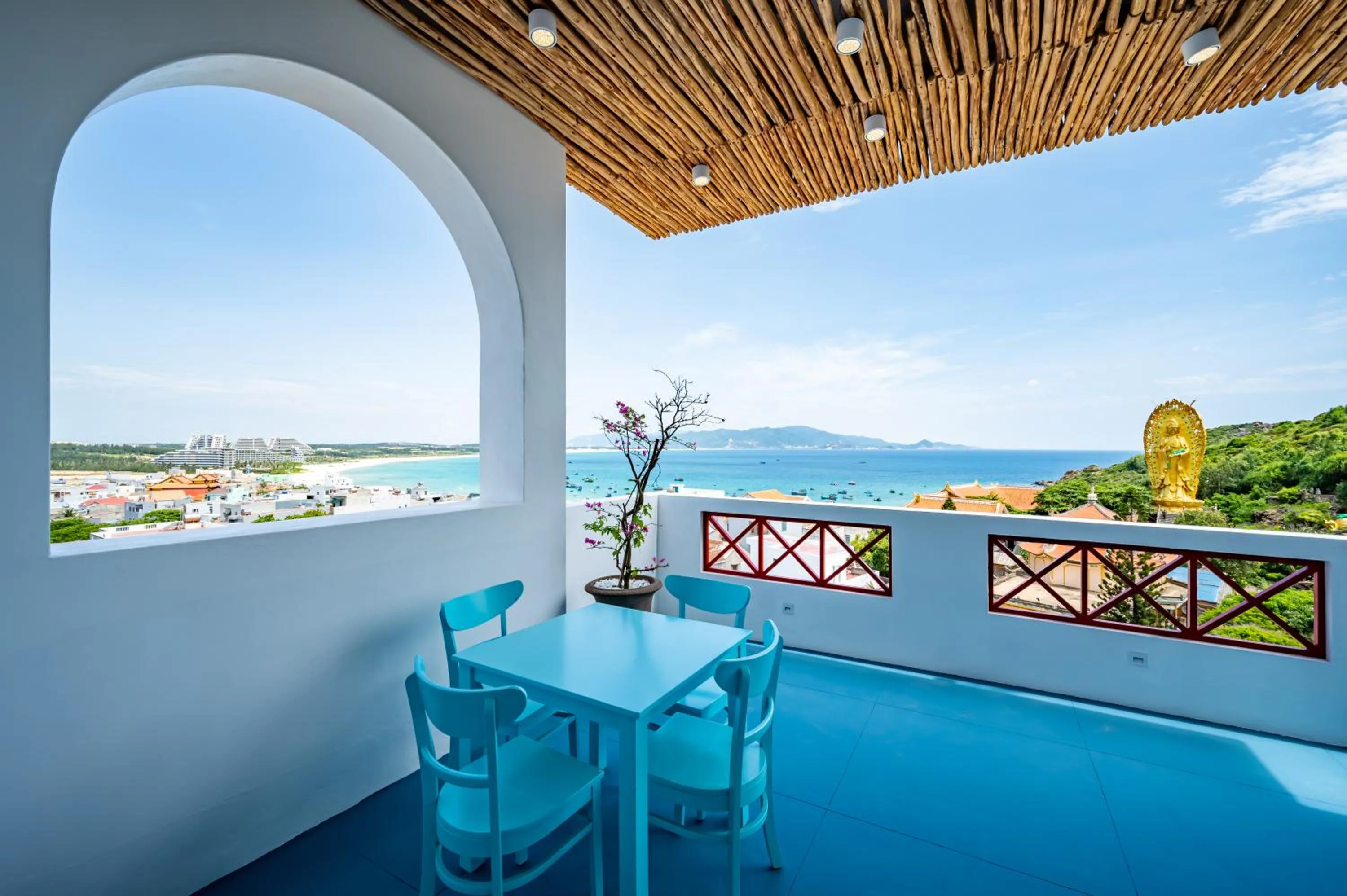 Patio in Happiness Hotel