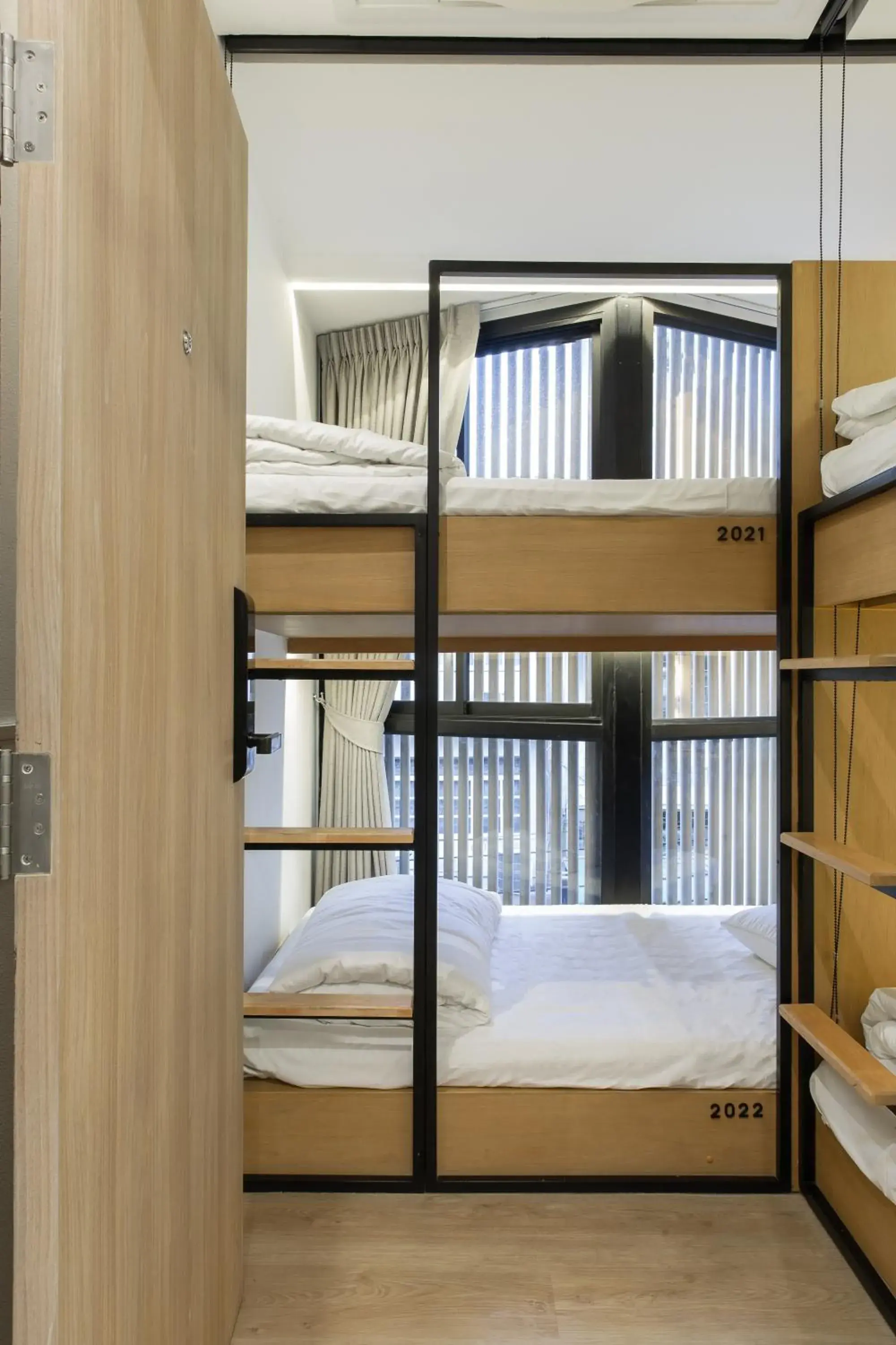 Bed in 4-Bed Mixed Dormitory Room in Double B Hostel Bed in 4-Bed Mixed Dormitory Room in Double B Hostel