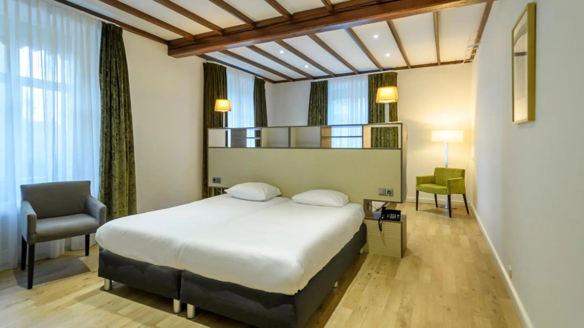 Bed in Parkhotel Valkenburg