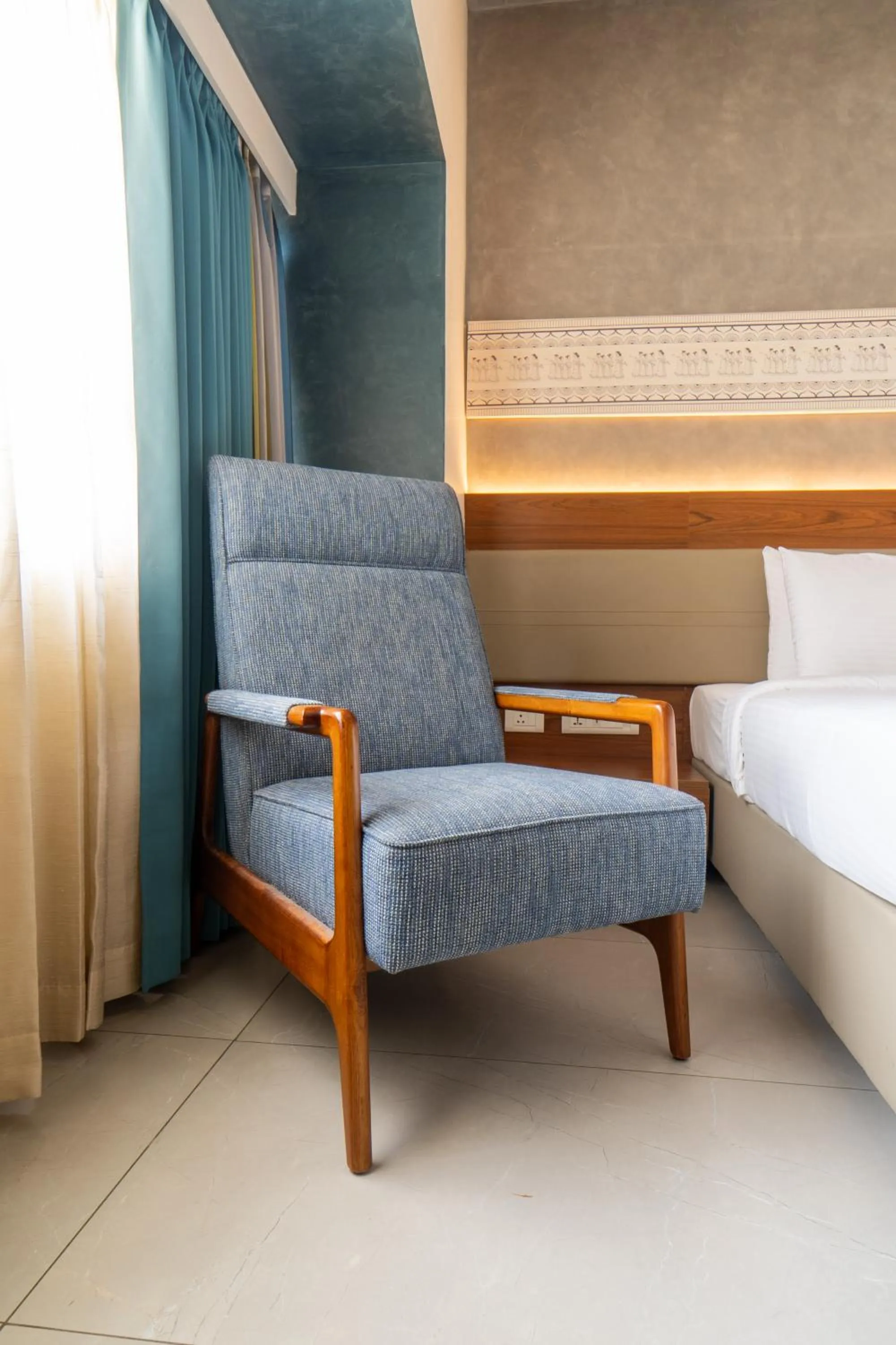 Bedroom, Bed in Shilton Dee Cee