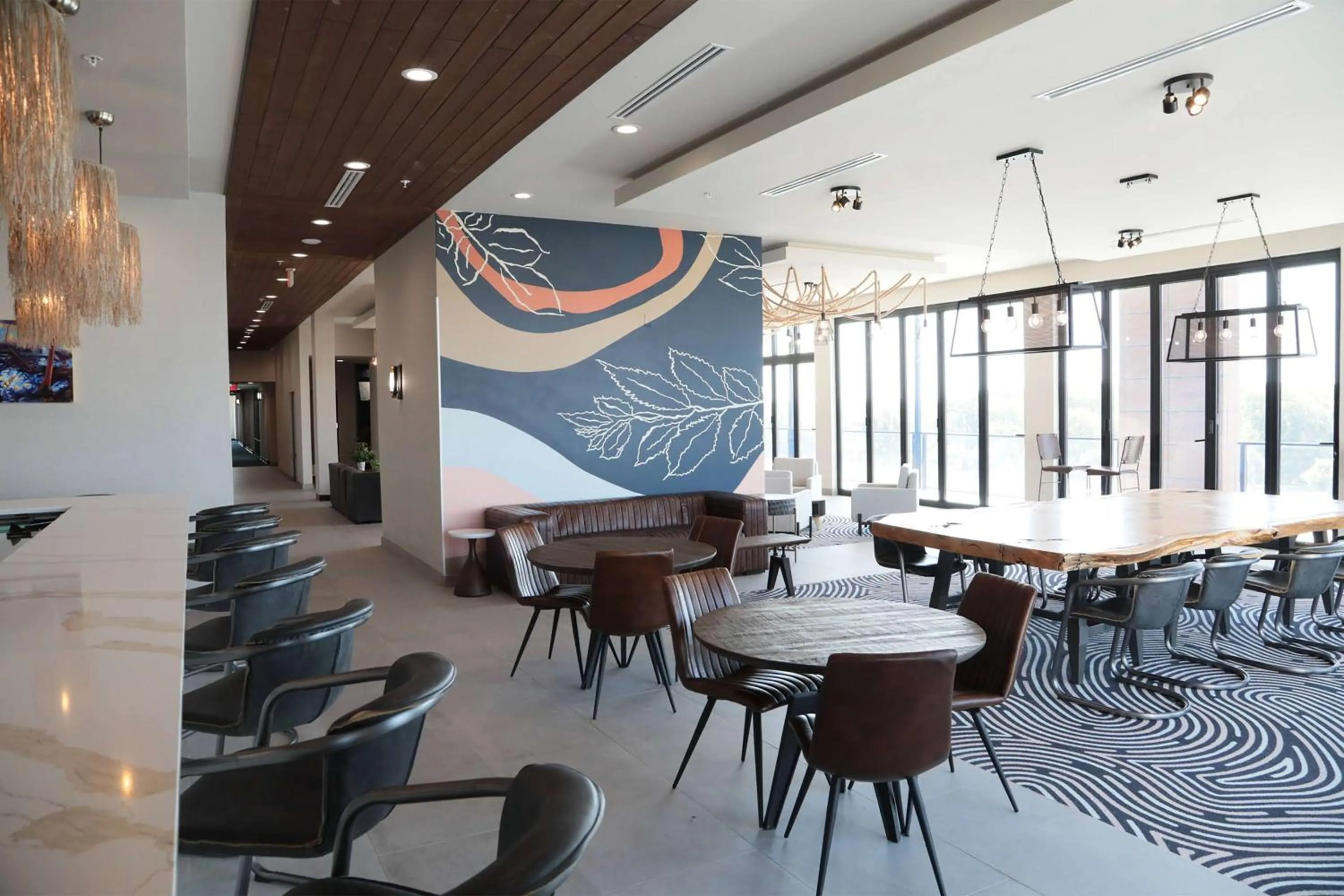 Restaurant/places to eat in The Elm, a Ramada by Wyndham