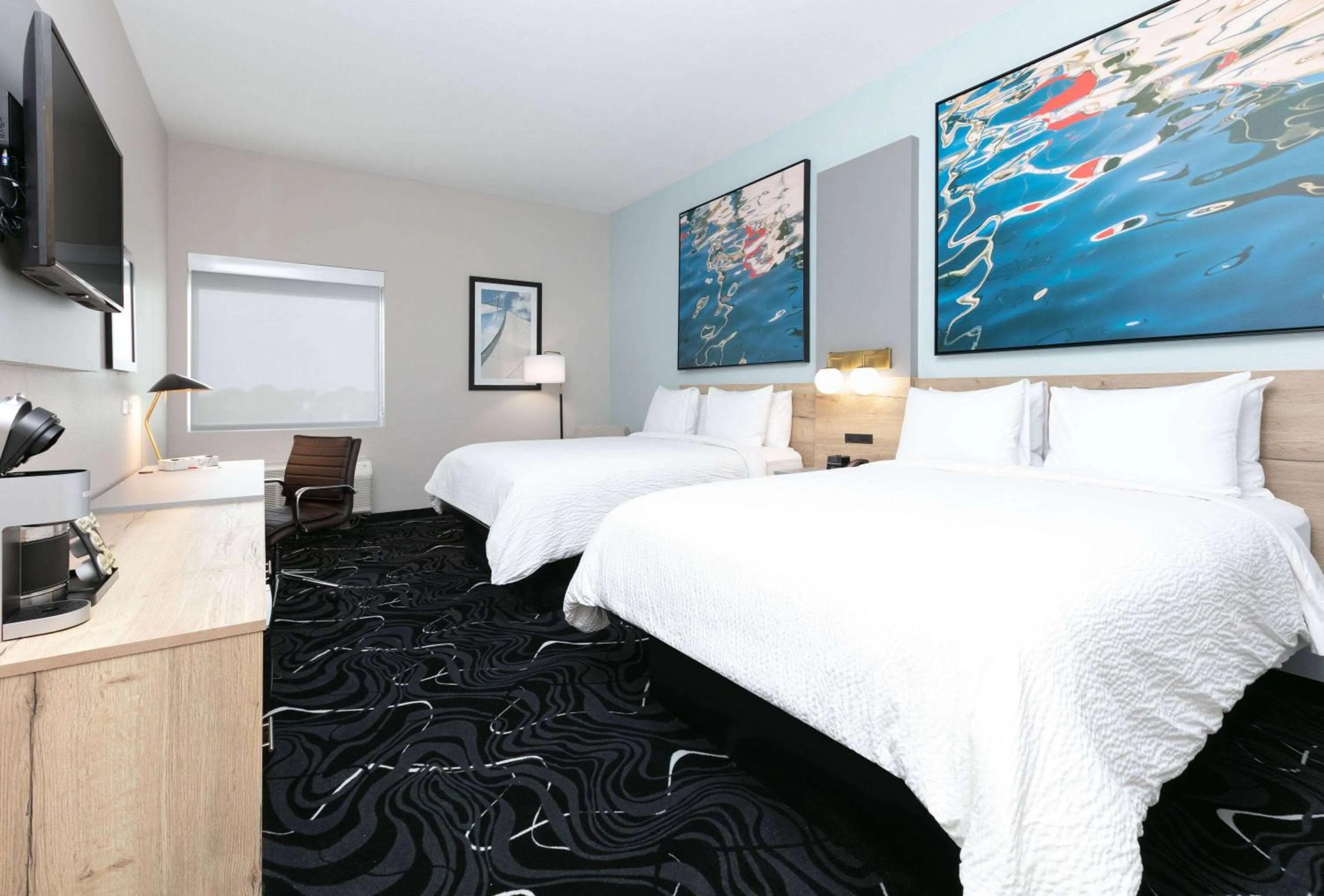 Photo of the whole room, Bed in The Elm, a Ramada by Wyndham