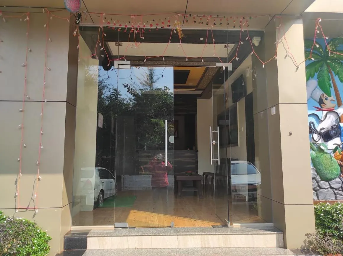 Property building in Hotel Deepak Executive, Ganpatipule