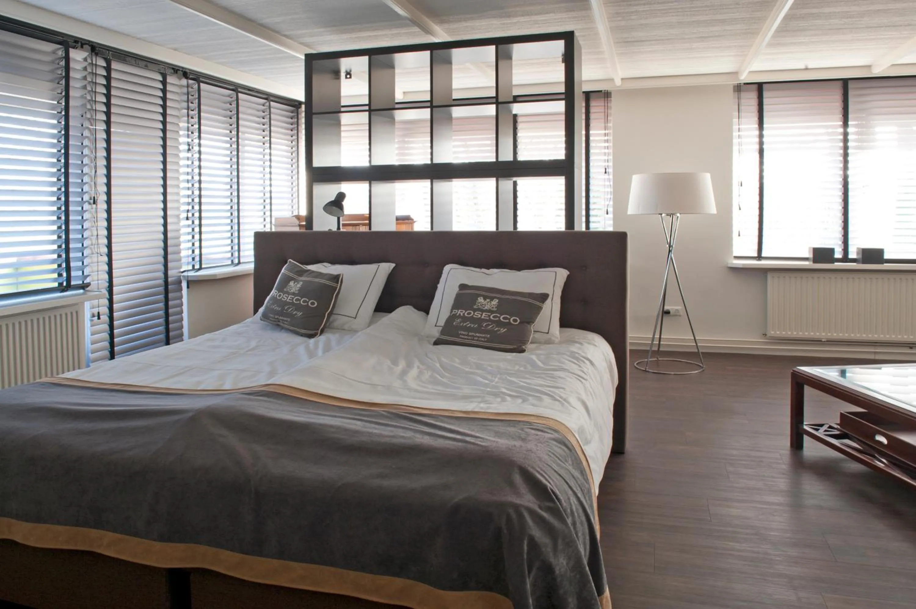 Bedroom, Bed in Hotel Wapen van Delden