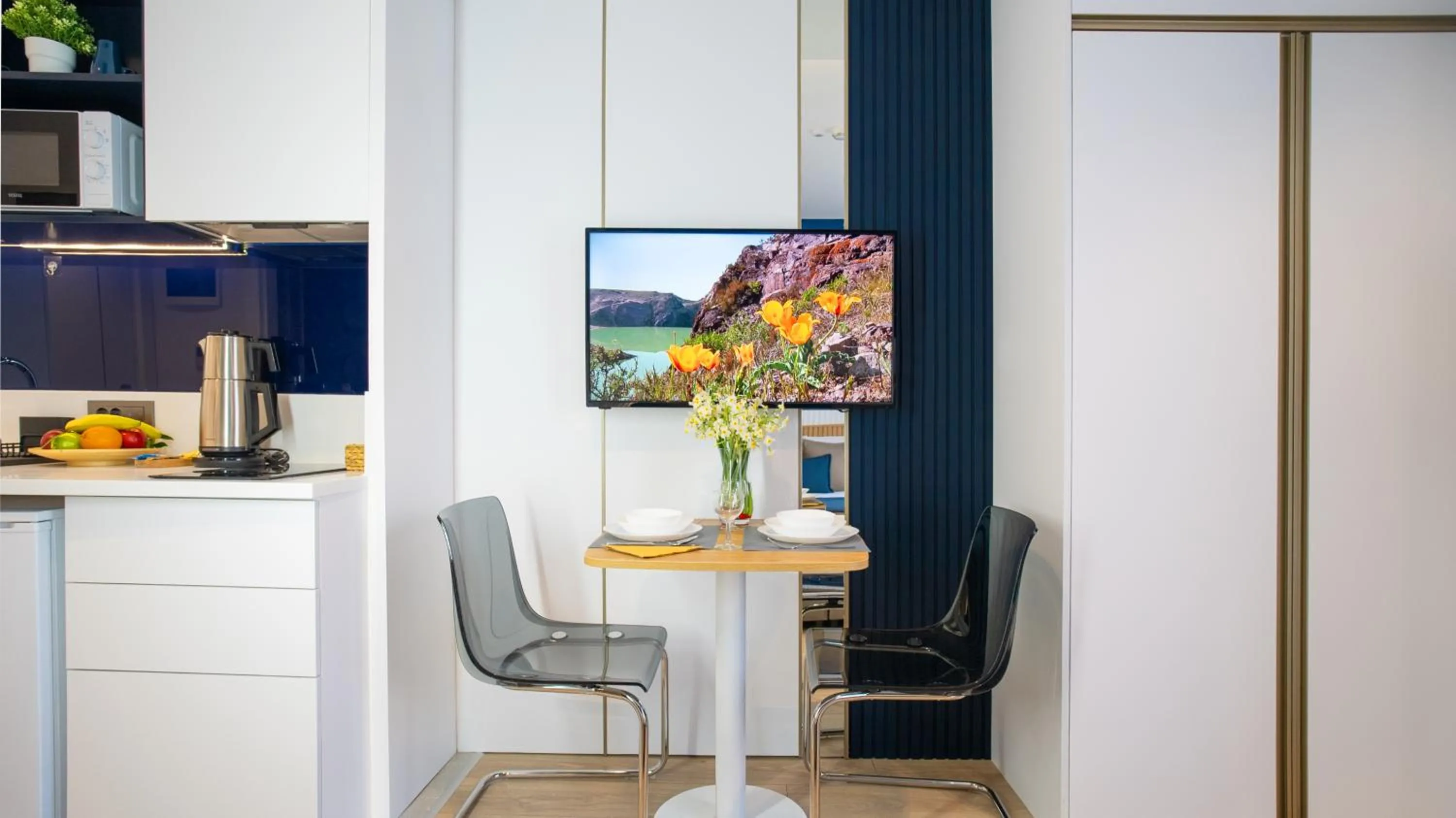 TV and multimedia in Stile Suite Marine Hotel