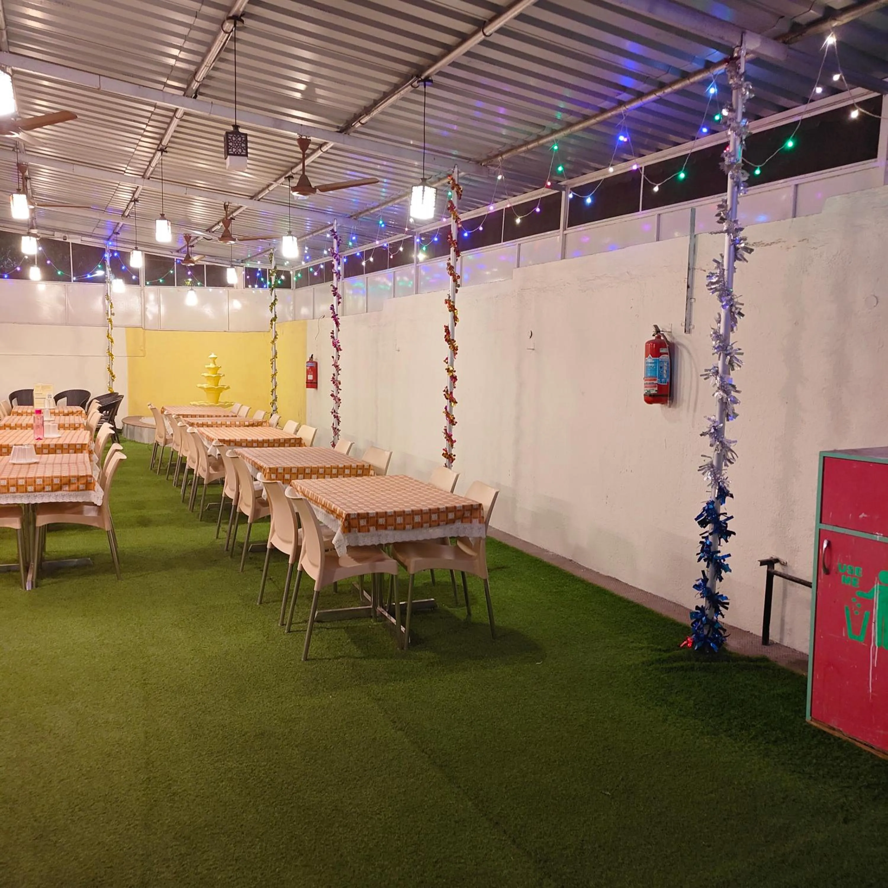 Restaurant/places to eat in Tuliip Residency