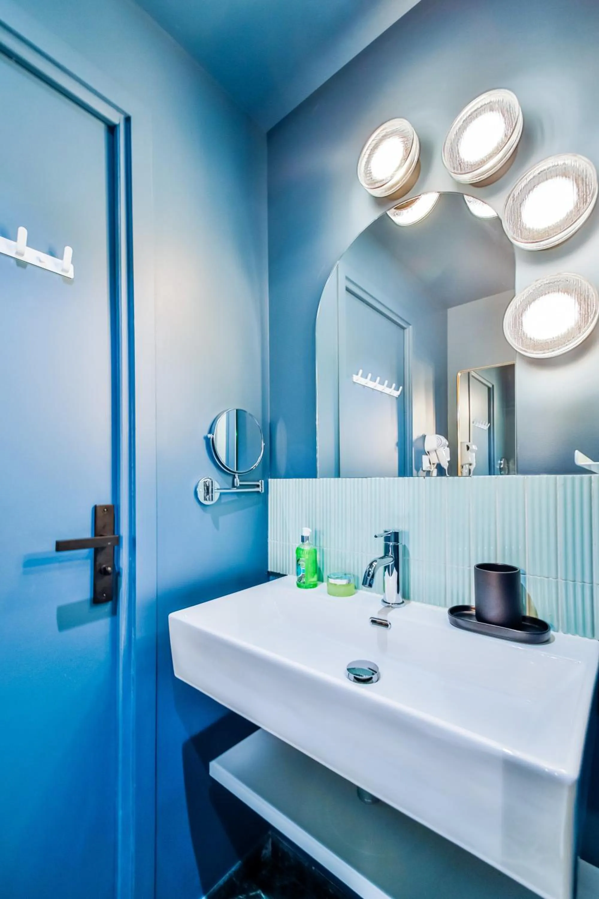 Bathroom in WS Molitor - Auteuil