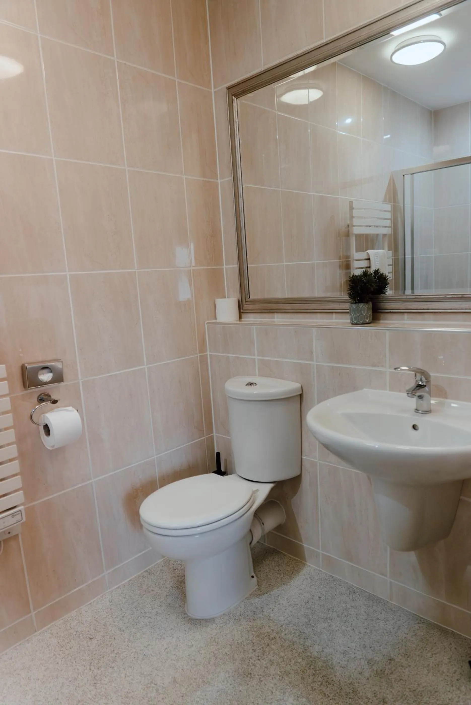 Bathroom in Royal Hotel