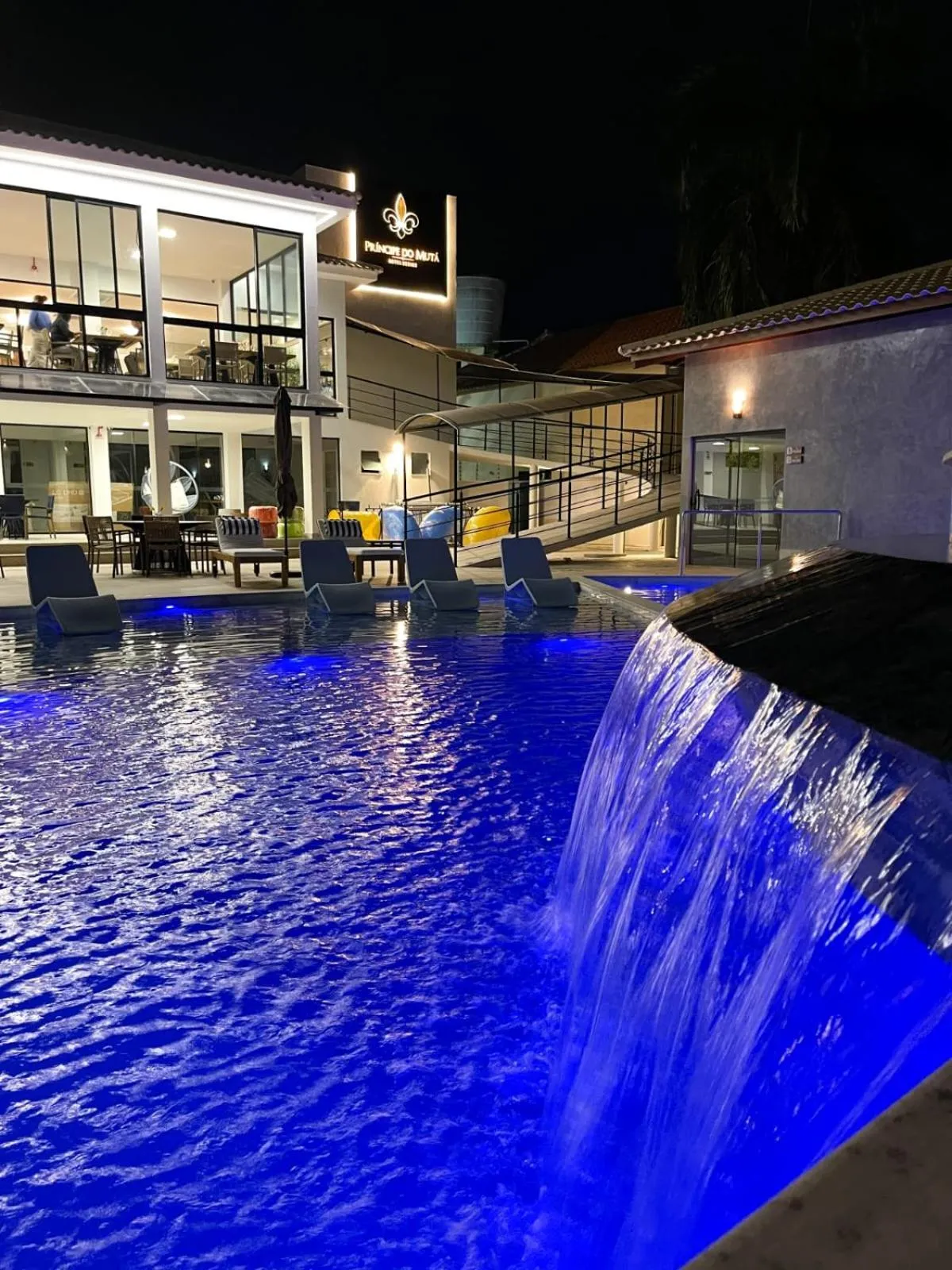 Night in Principe do Mutá Hotel Design