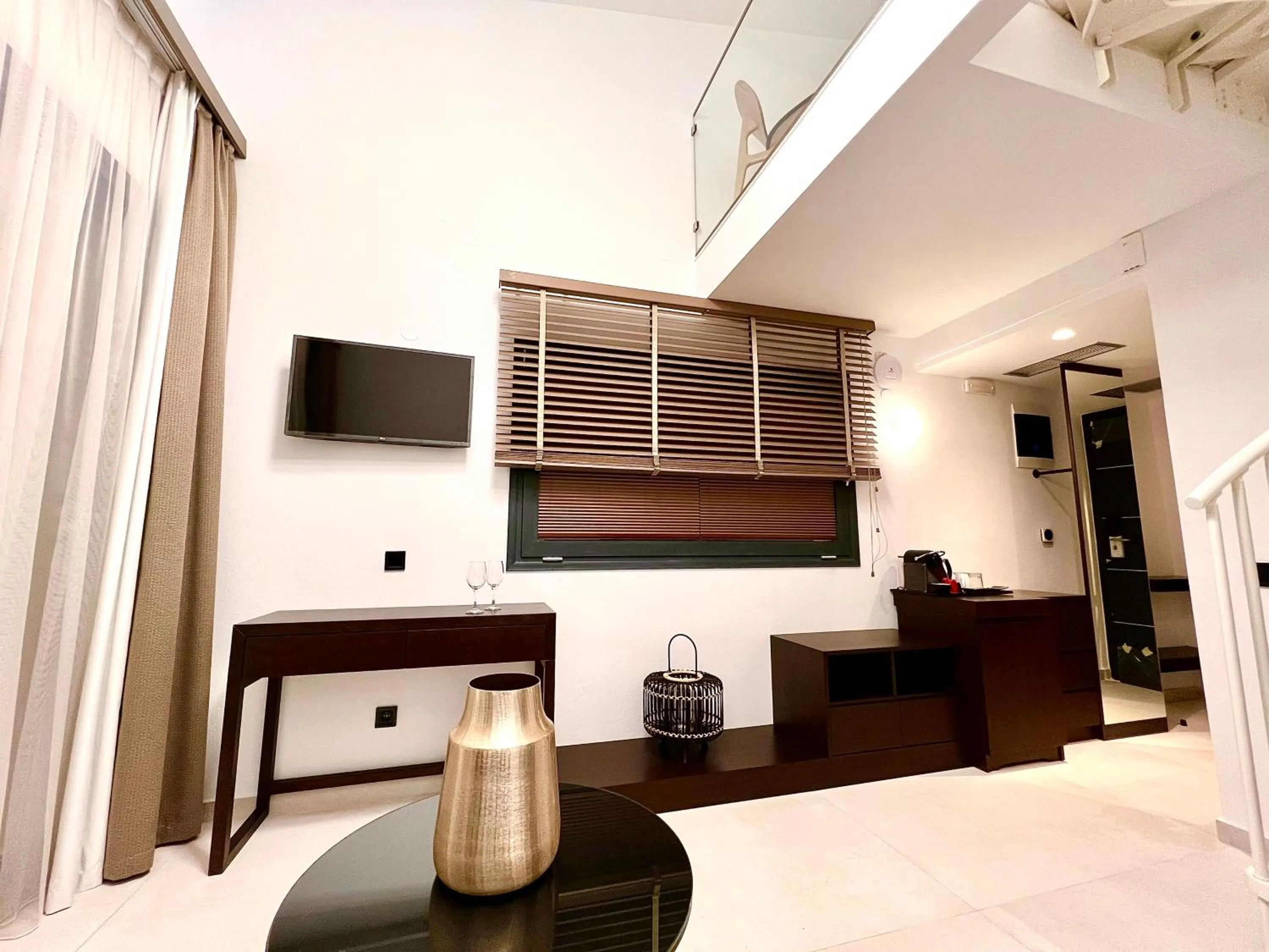 TV and multimedia, Bed in Alexandrion Appartments Down Town Adults Only