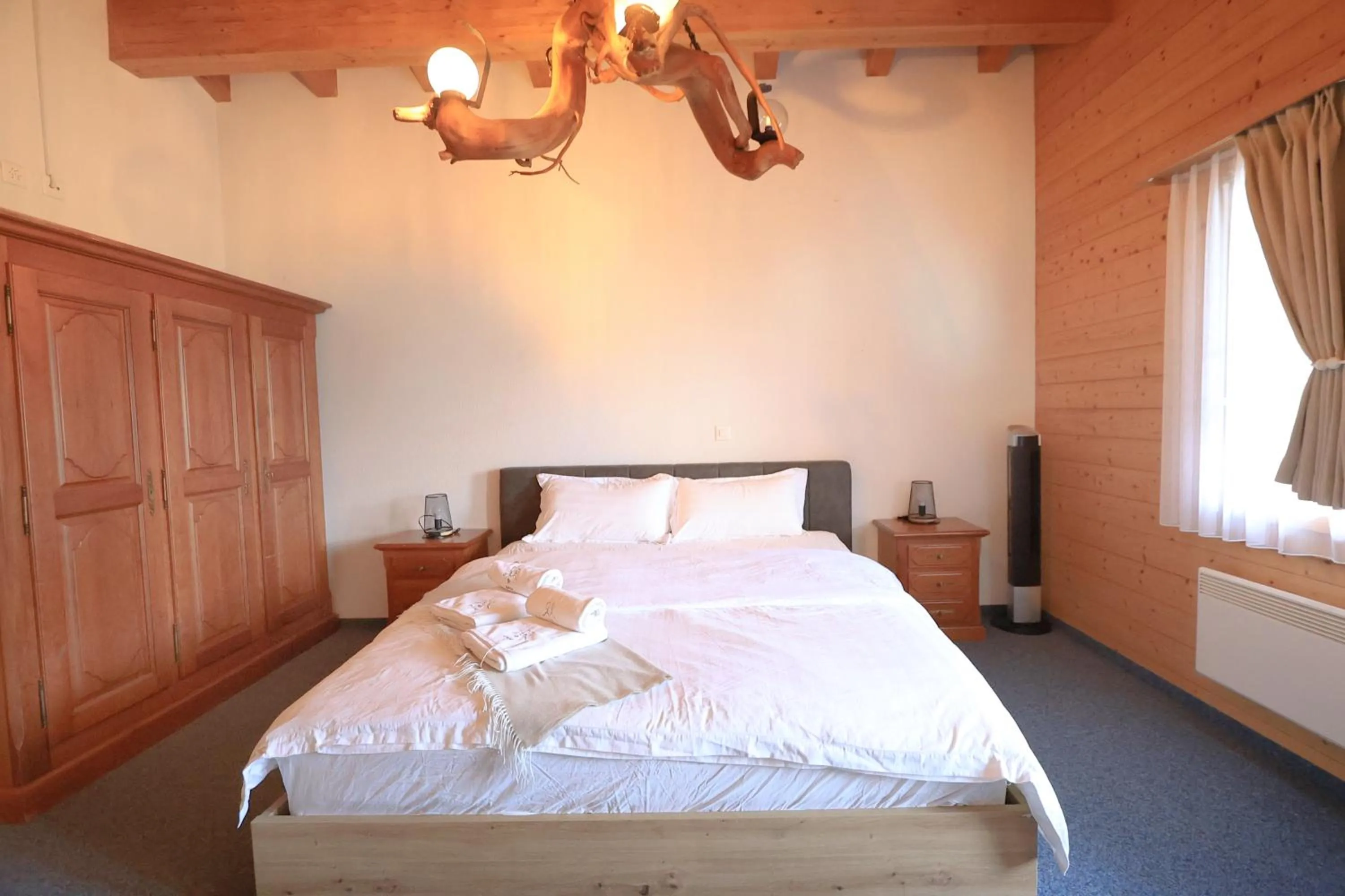 Bed in Hotel Wildbach Brienz