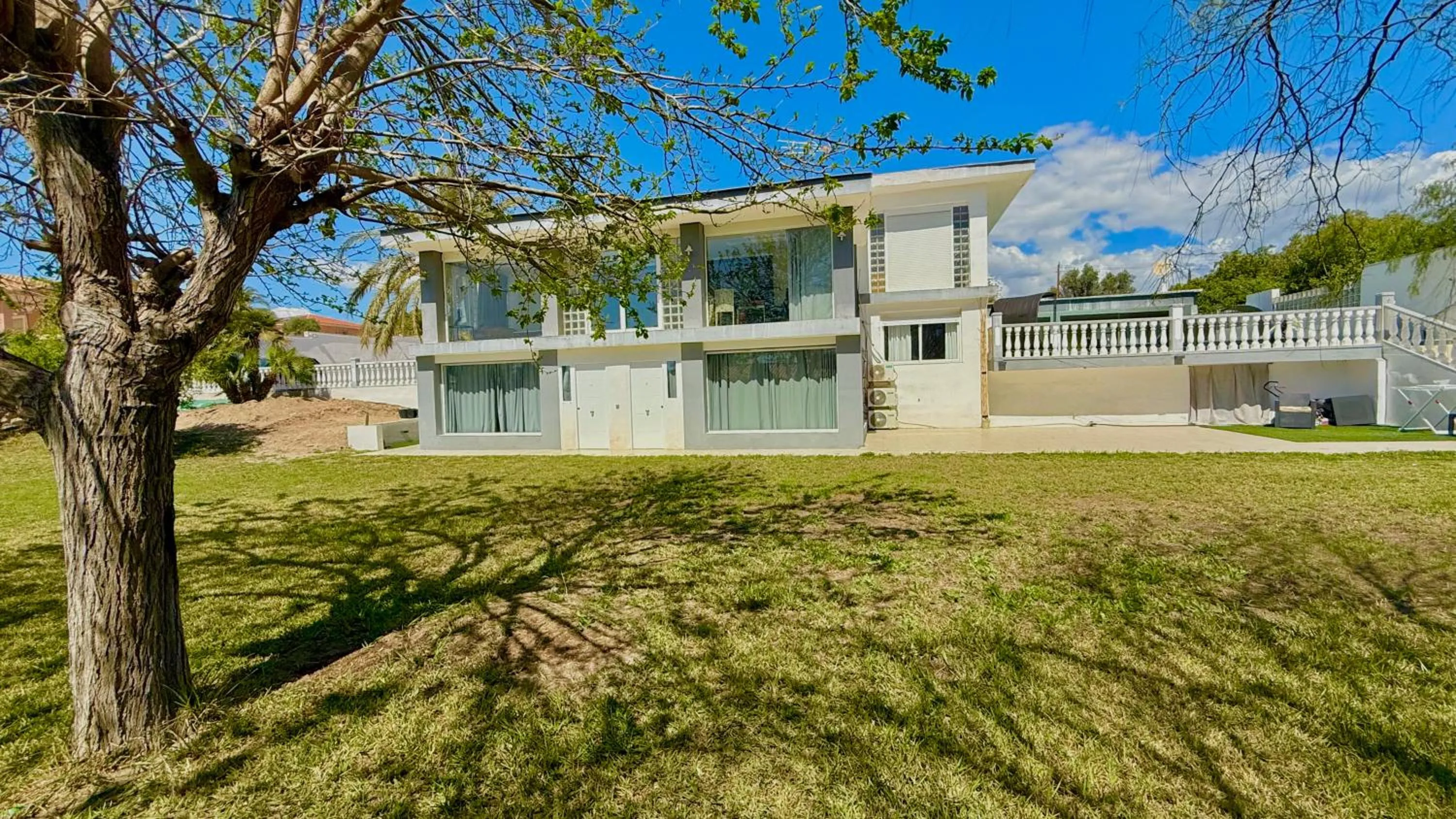 Property building in Kiwidestiny Alicante