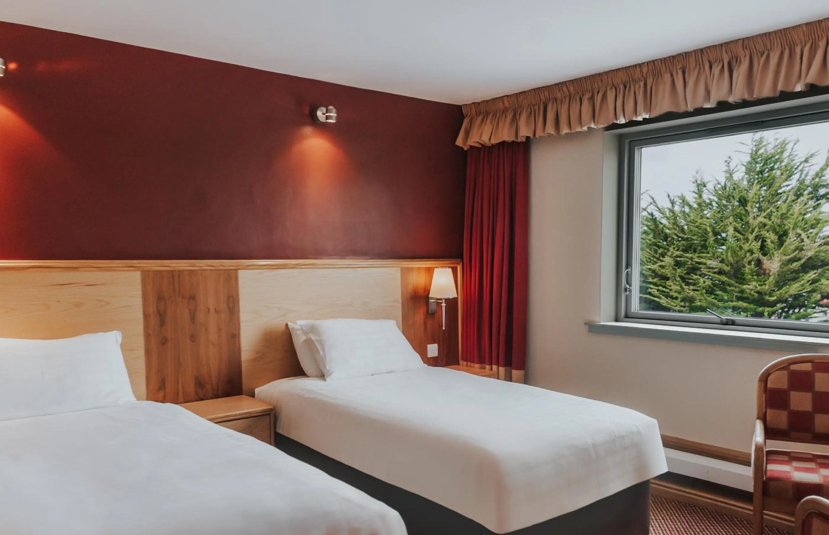 Bed in Cabarfeidh Hotel