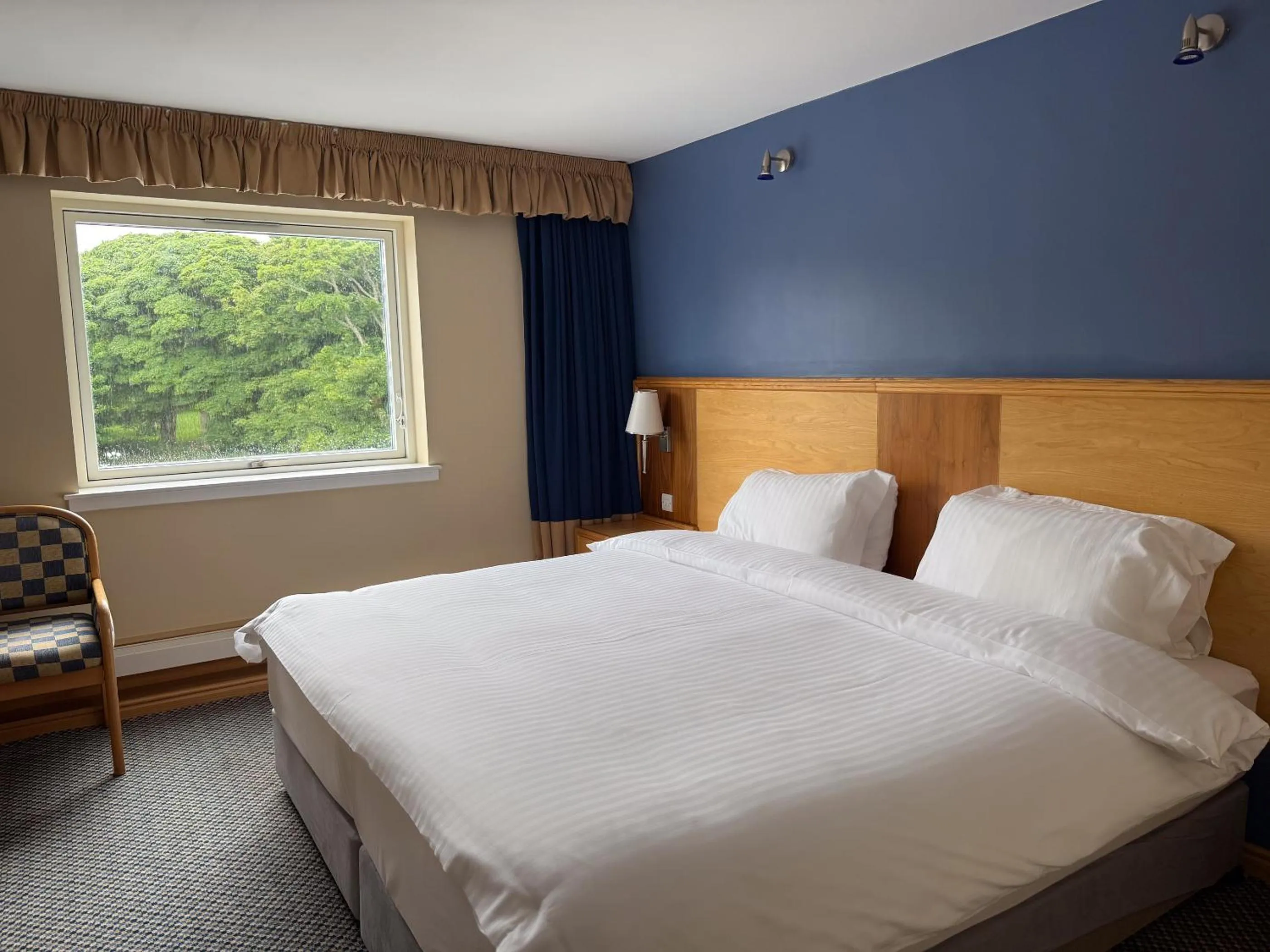 Bed in Cabarfeidh Hotel