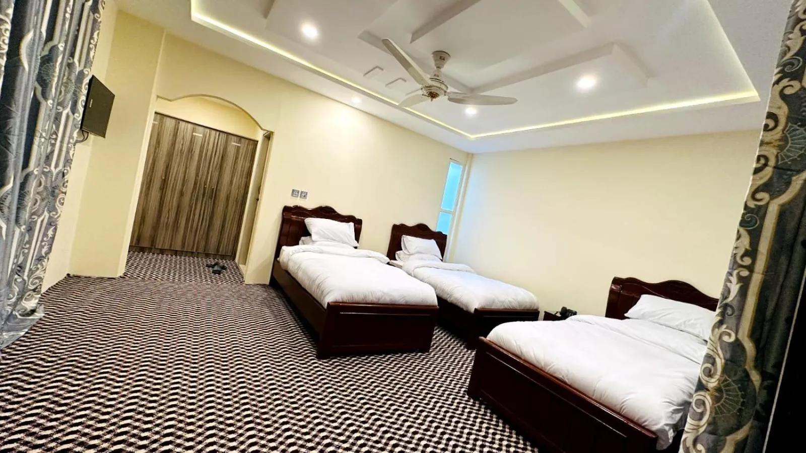 Bed in Desert One Hotel Skardu