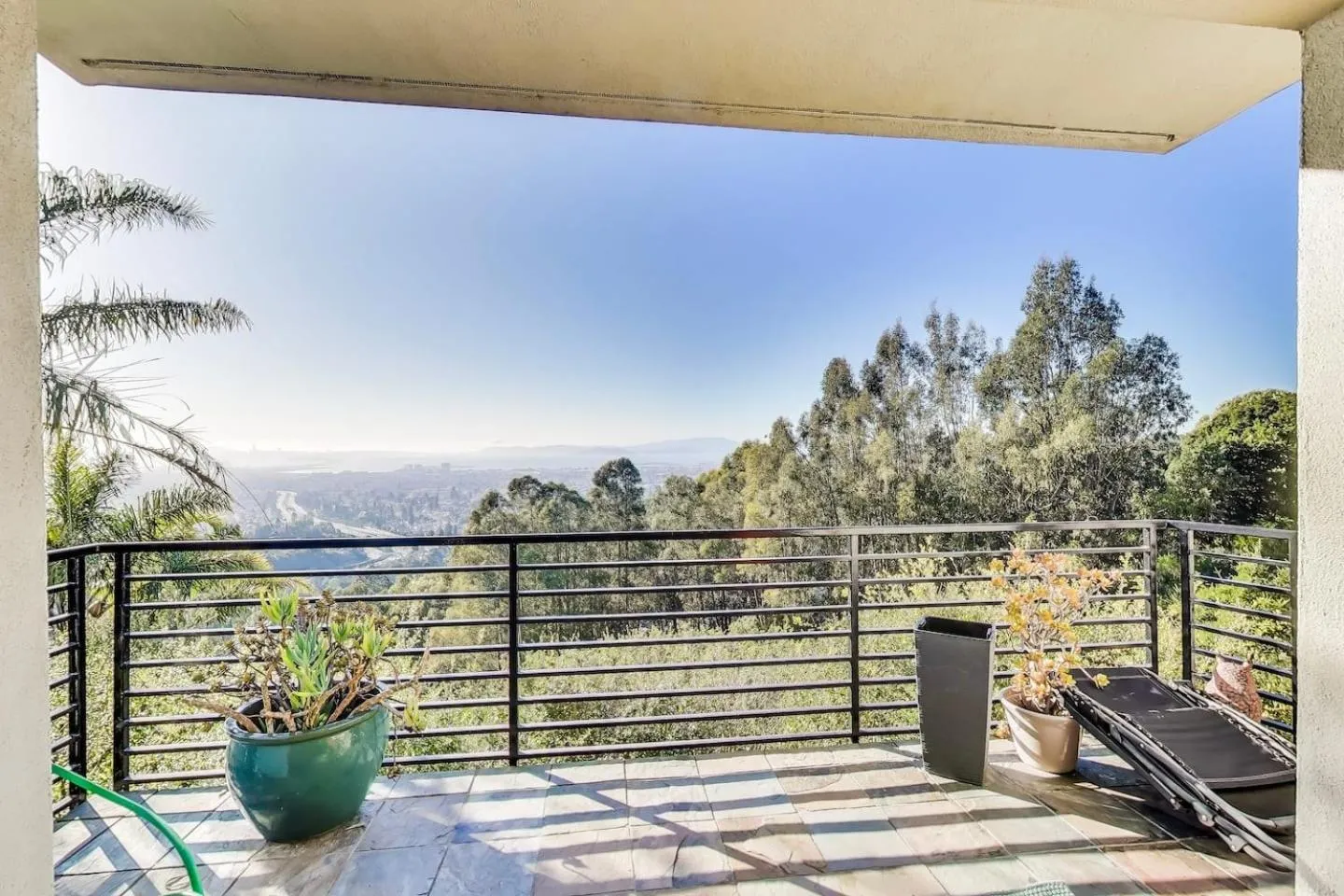 Balcony/Terrace in Luxurious Hillside Home wAC & Gorgeous SF Views!