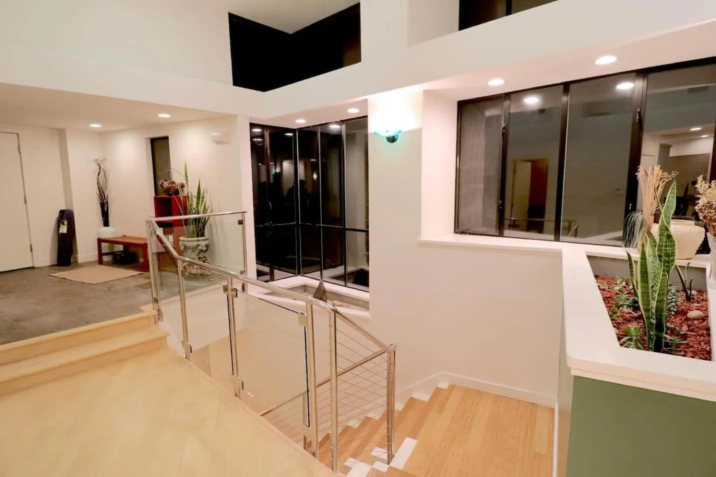 Facade/entrance in Luxurious Hillside Home wAC & Gorgeous SF Views!