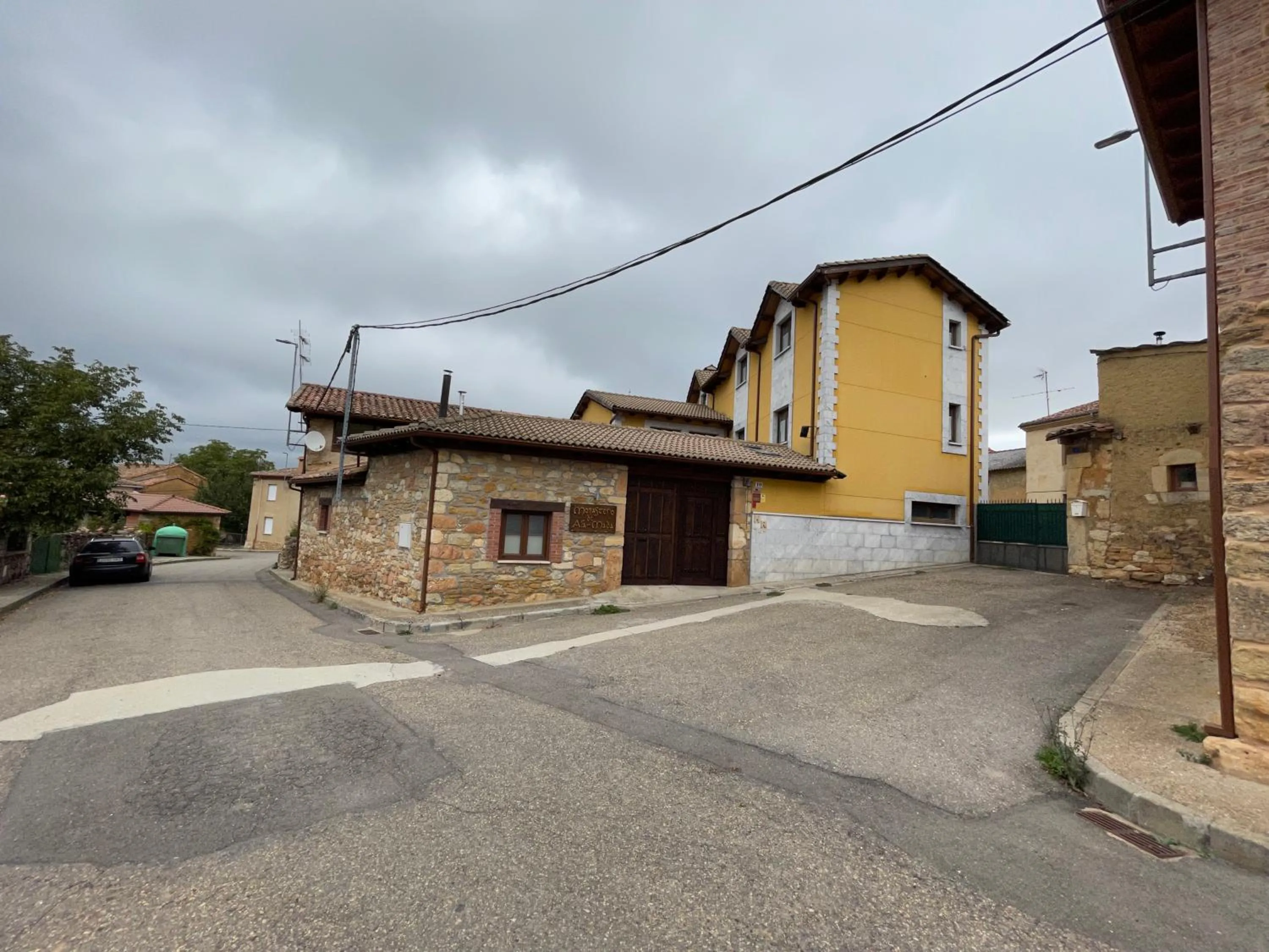 Property building in Hotel rural Monasterio de Ara Mada