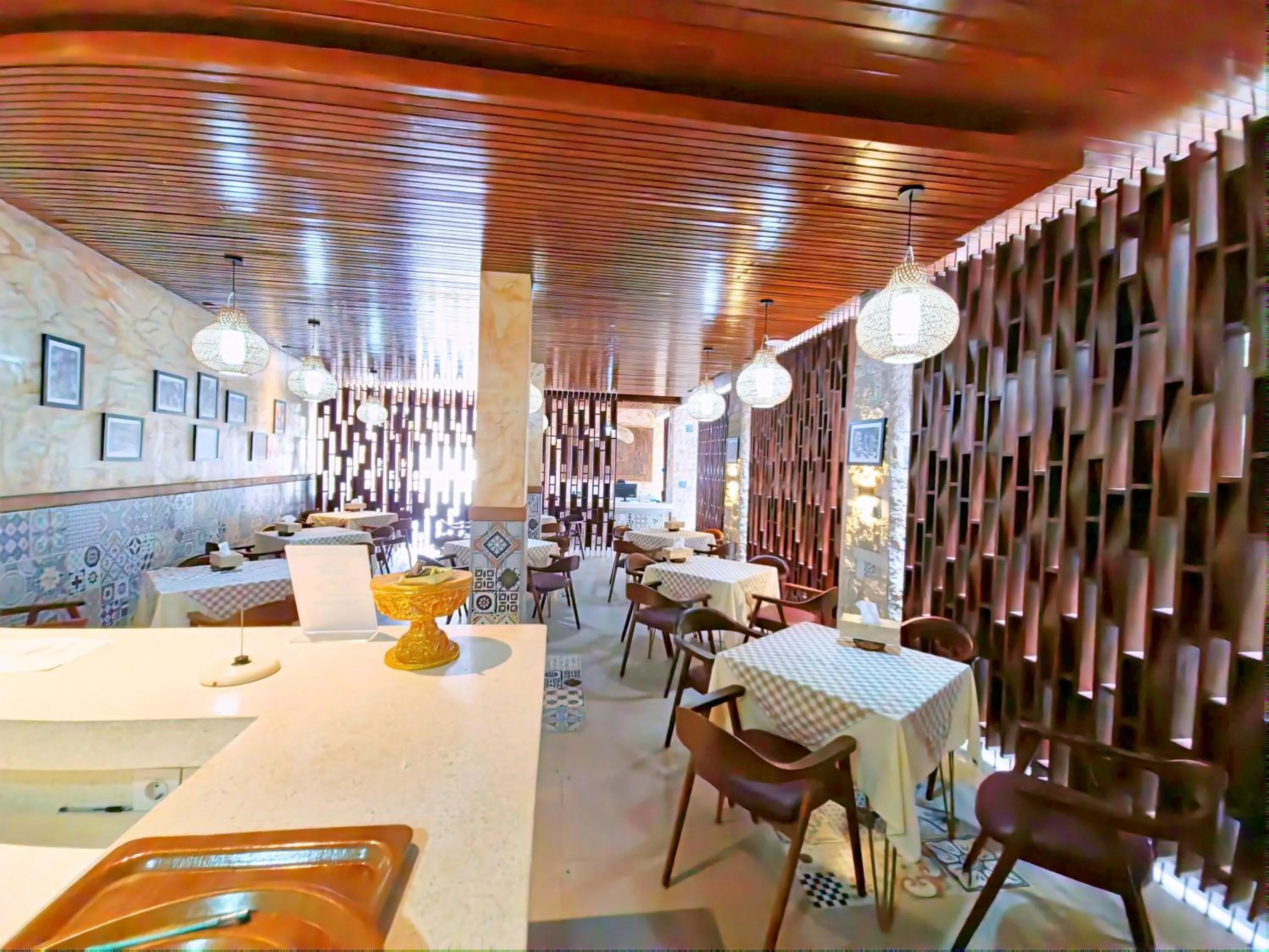 Restaurant/places to eat in Kamandaka