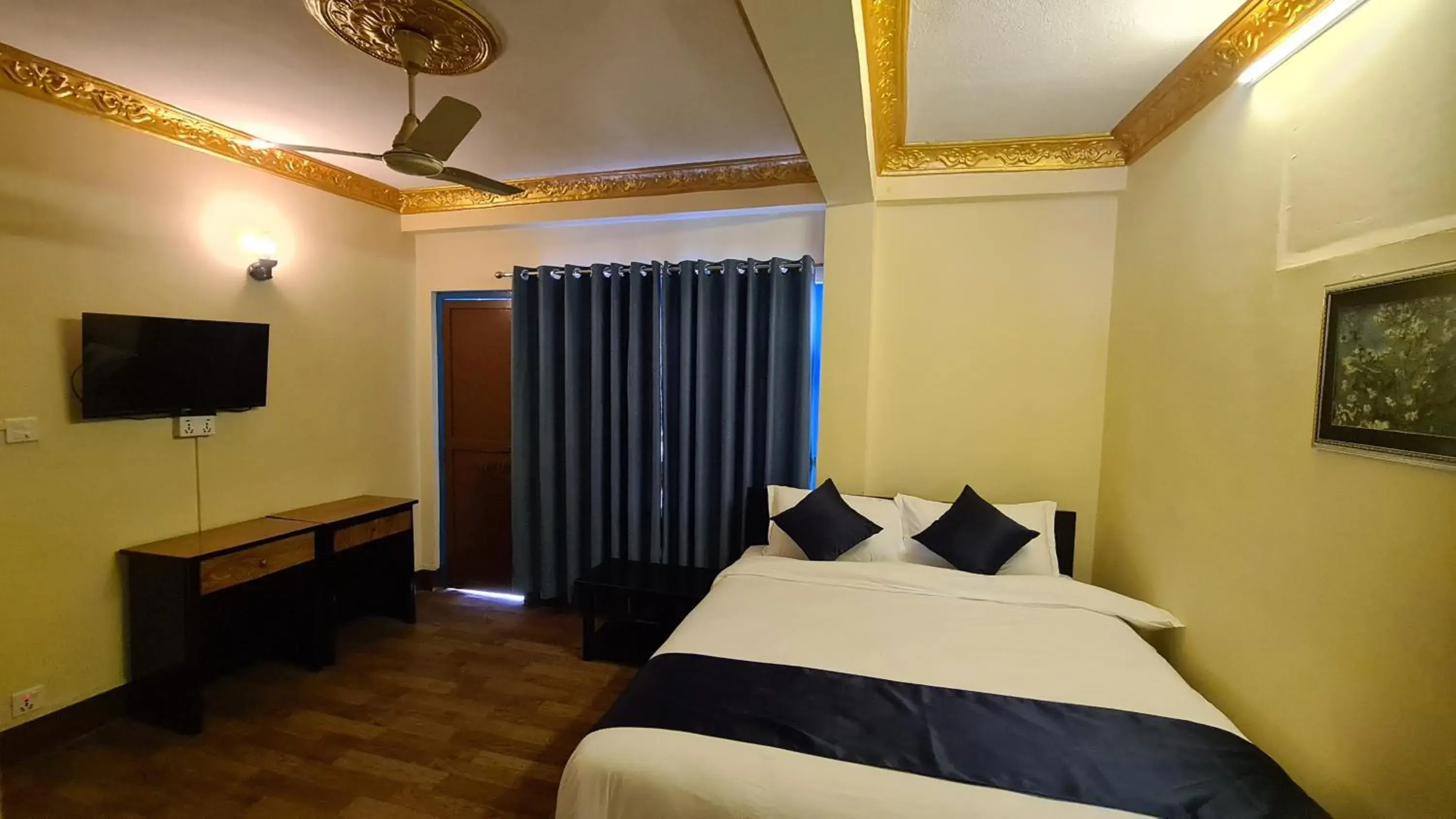 Standard Queen Room - single occupancy in Temple Town Inn Standard Queen Room - single occupancy in Temple Town Inn