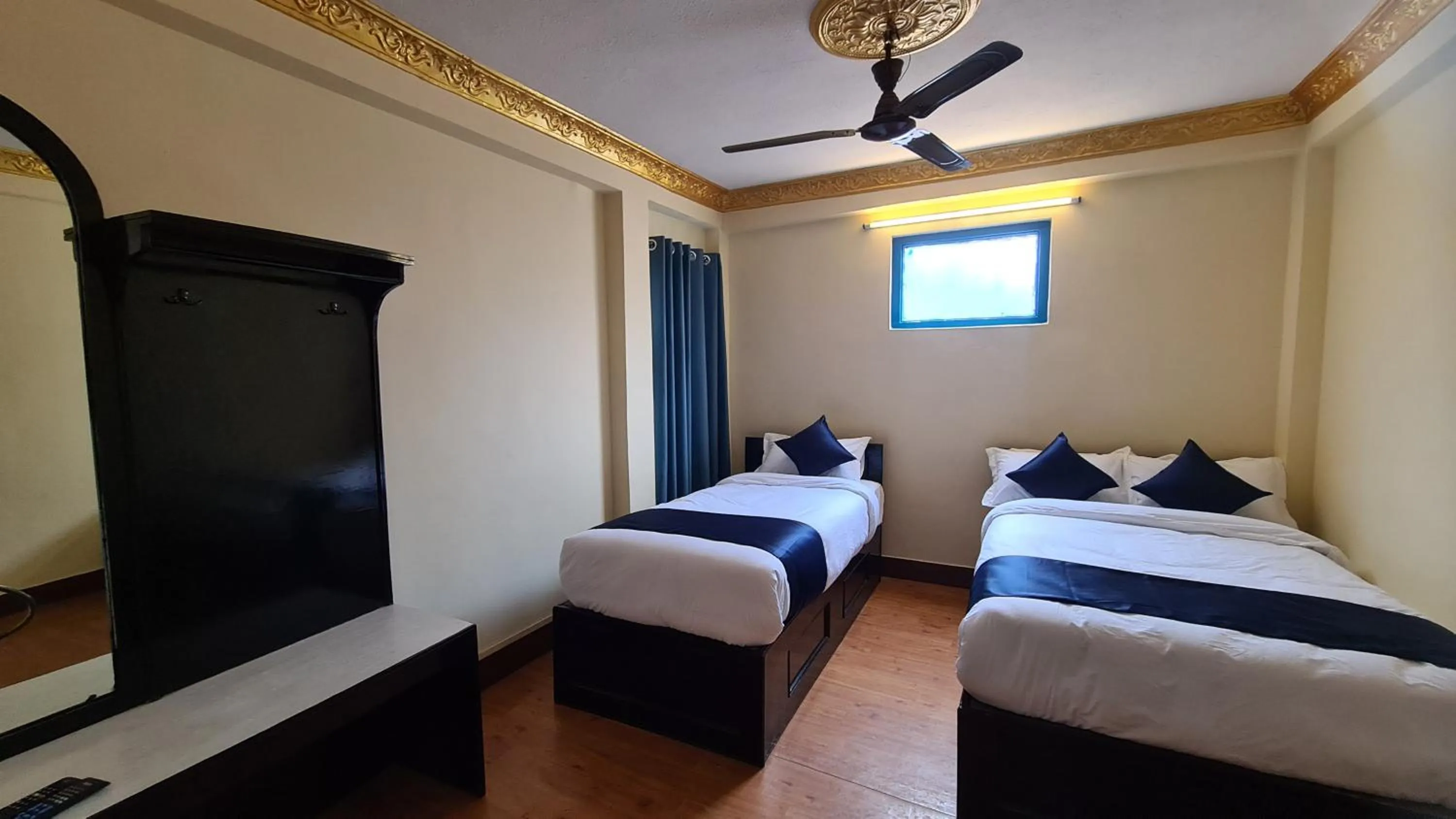 Bed in Temple Town Inn