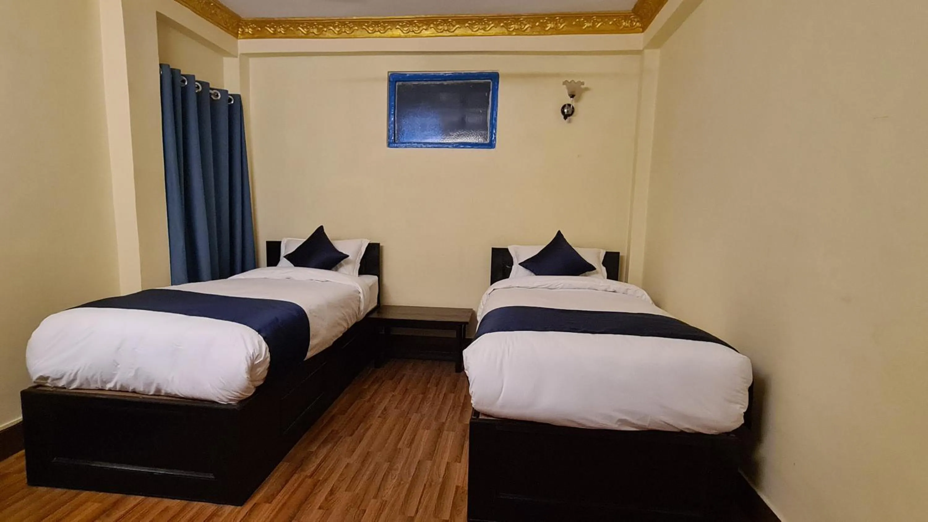 Bed in Temple Town Inn