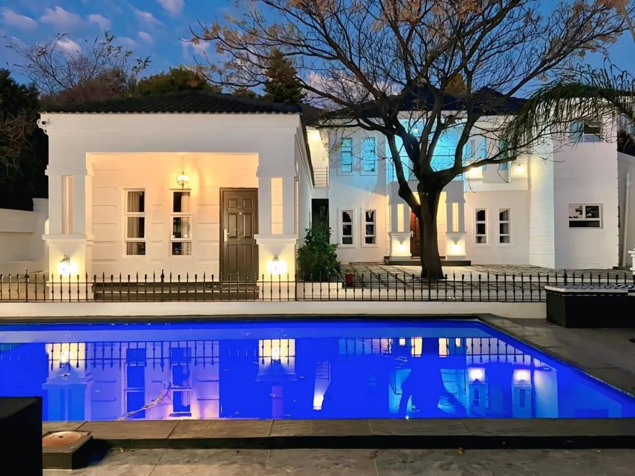 435 on vale boutique aparthotel