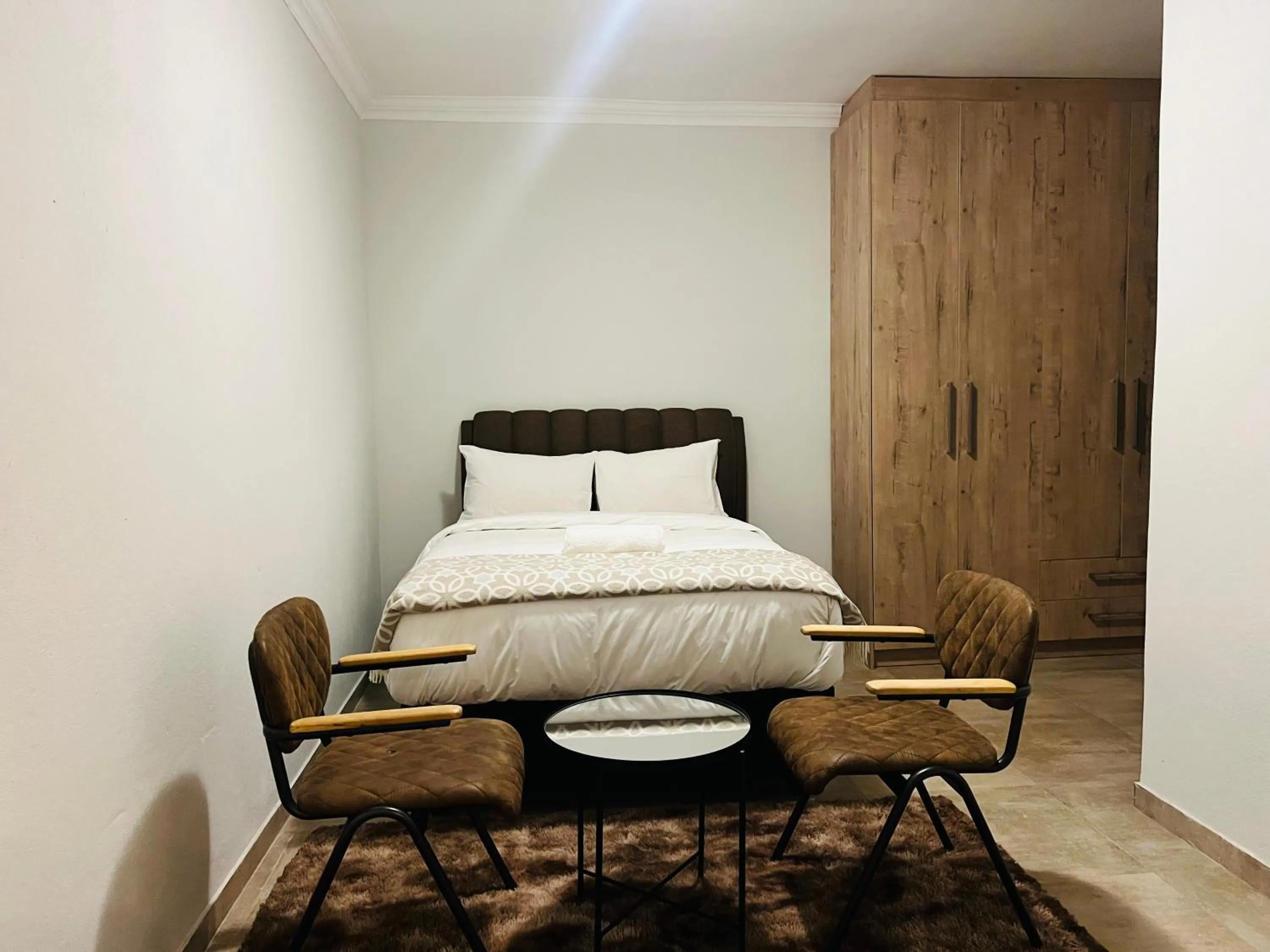 Bed in 435 on vale boutique aparthotel