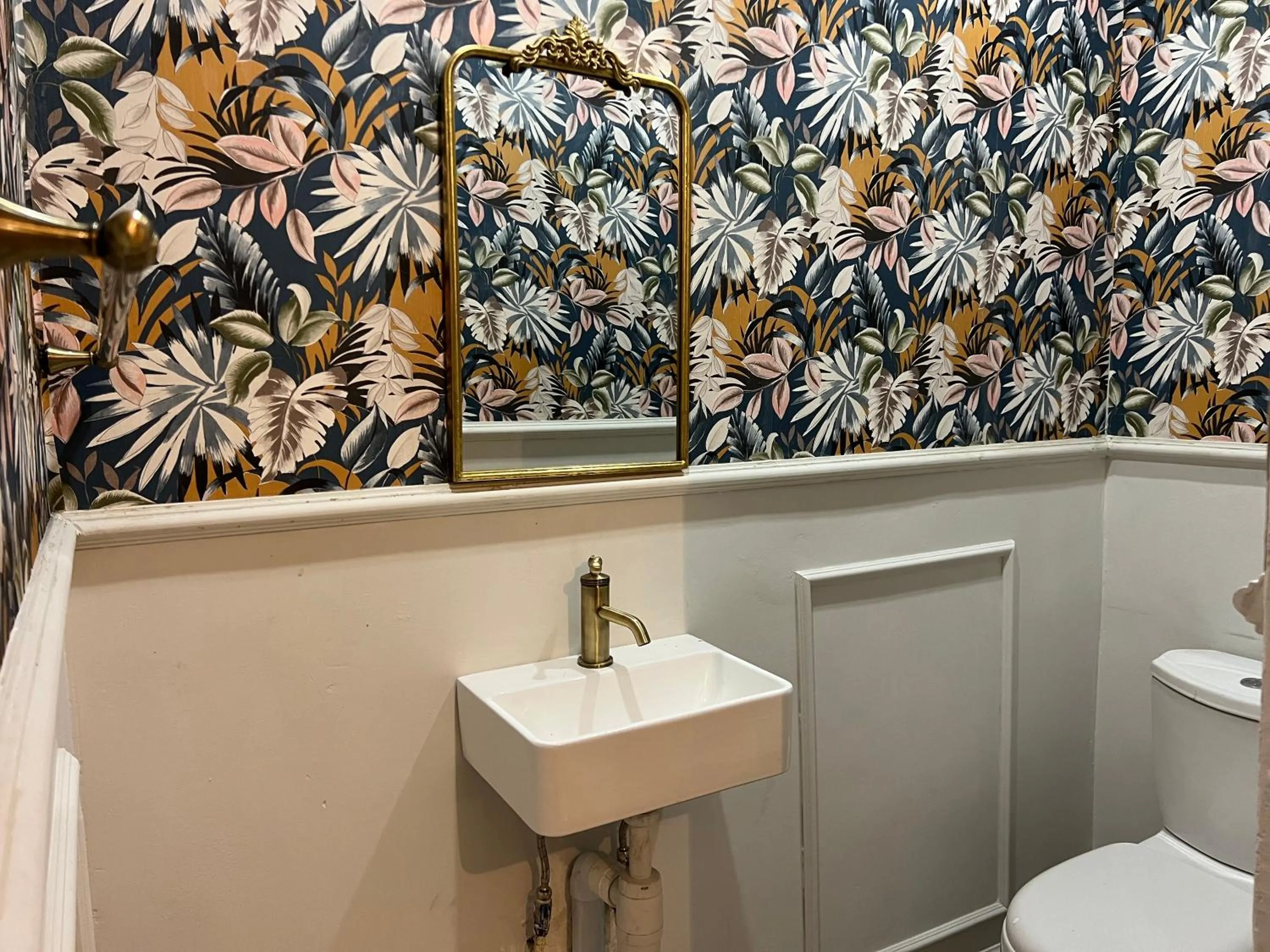 435 on vale boutique aparthotel