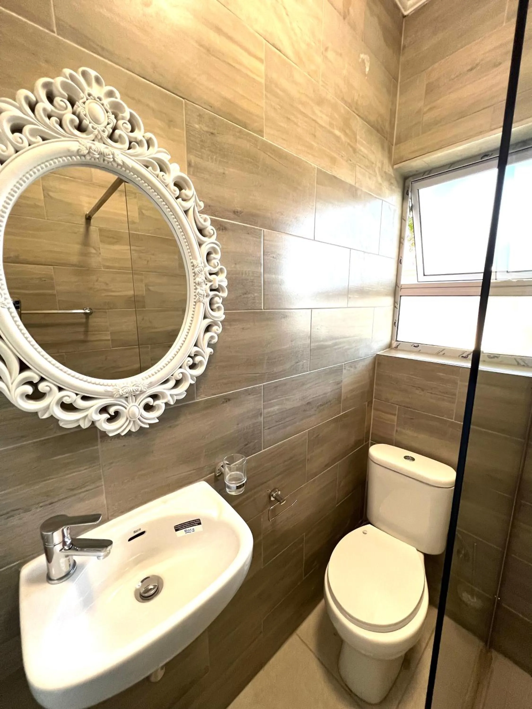 435 on vale boutique aparthotel