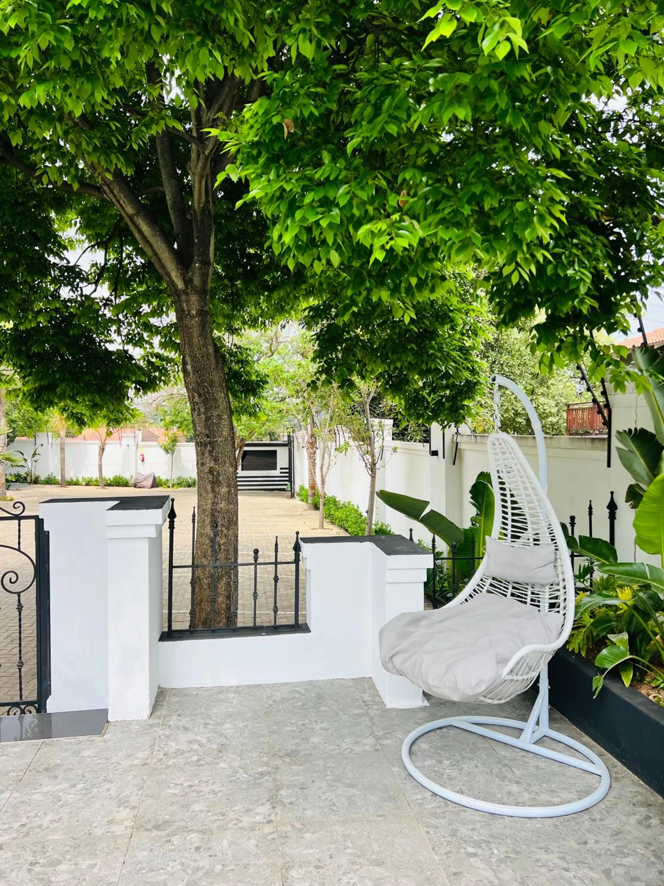 435 on vale boutique aparthotel