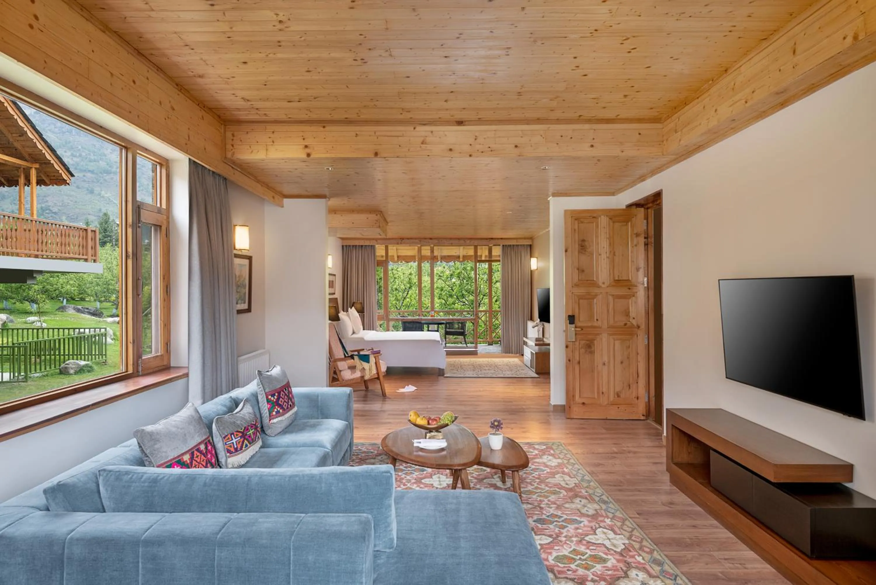 Bed in Welcomhotel By ITC Hotels, Hamsa Manali