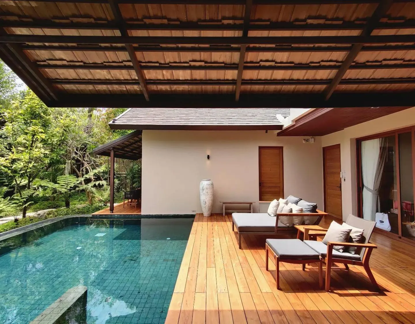 Patio in Rarin Villas