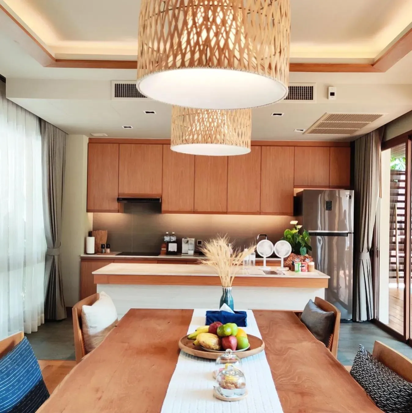 Coffee/tea facilities in Rarin Villas