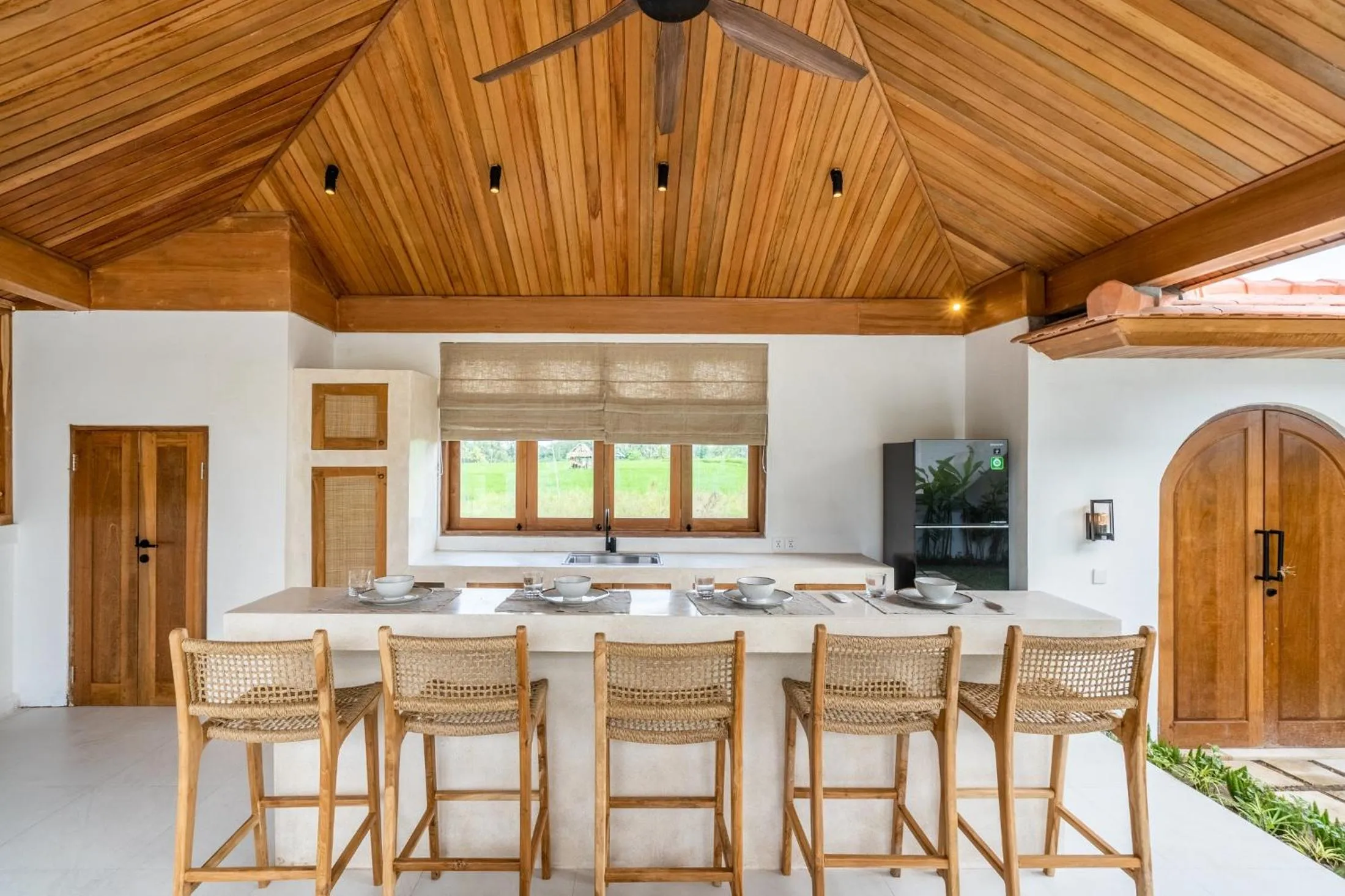 Kitchen or kitchenette in Tembaga Garden Retreat - Privacy and Modern Comfort