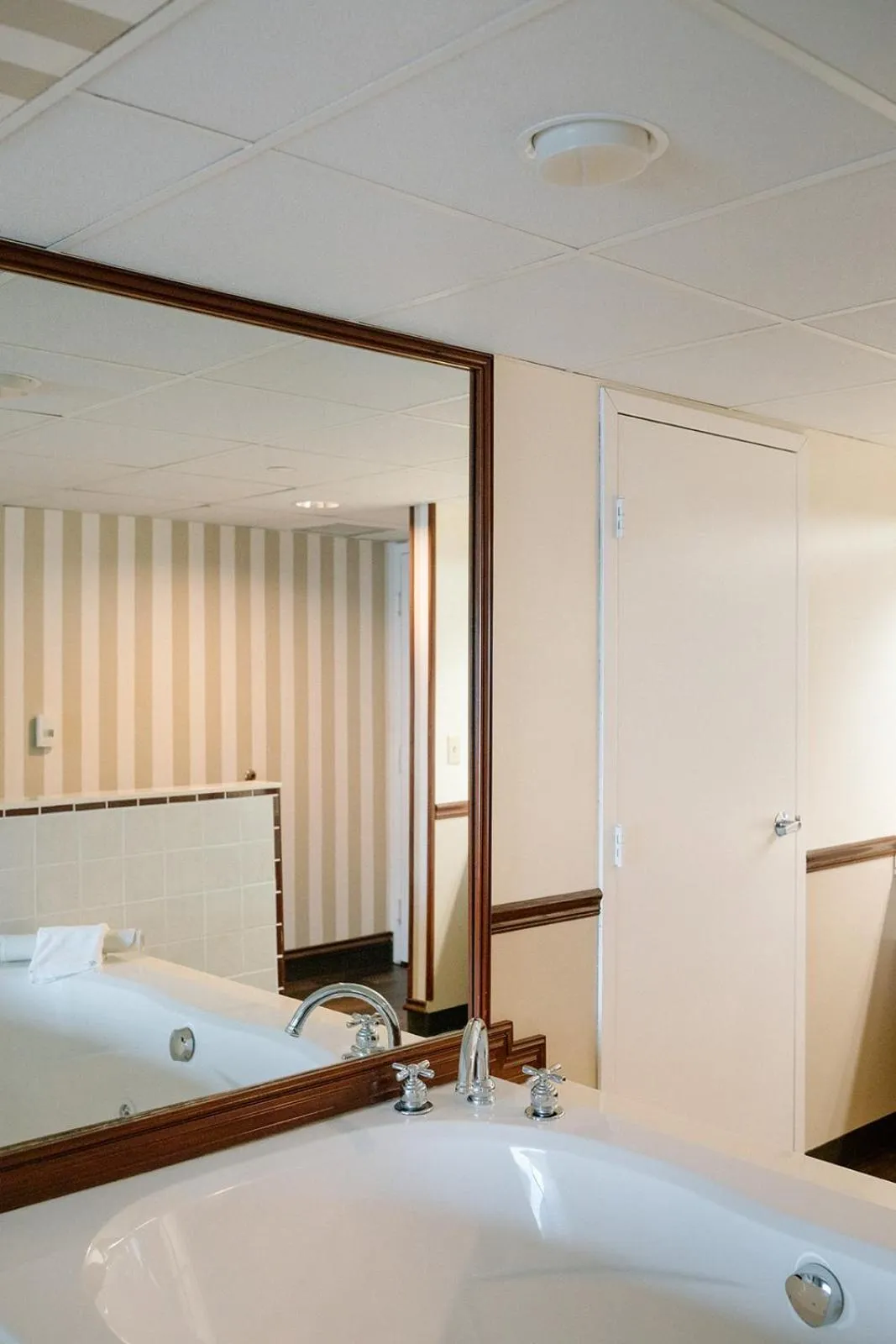 Bed in Bayshore Resort