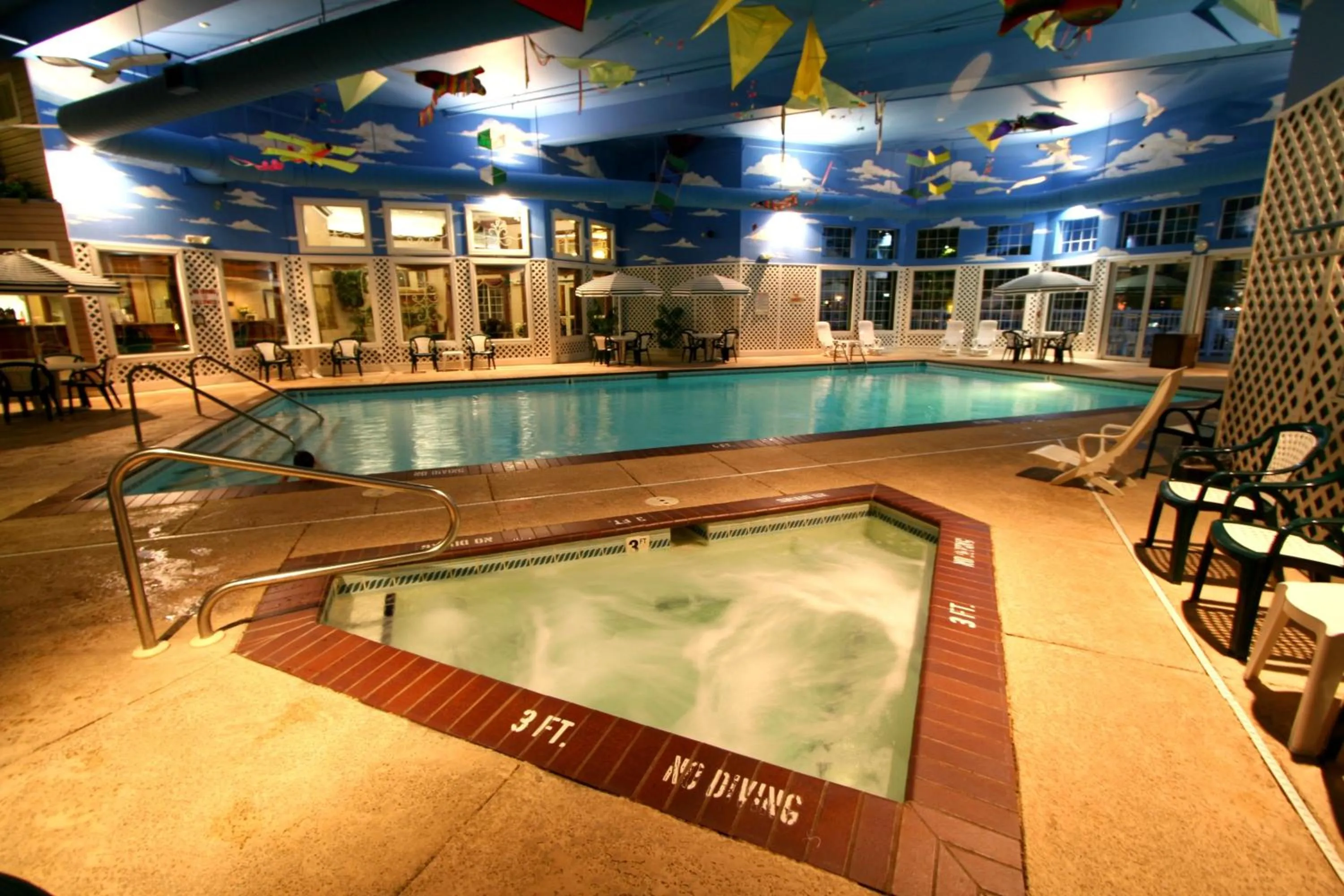Swimming pool in Bayshore Resort